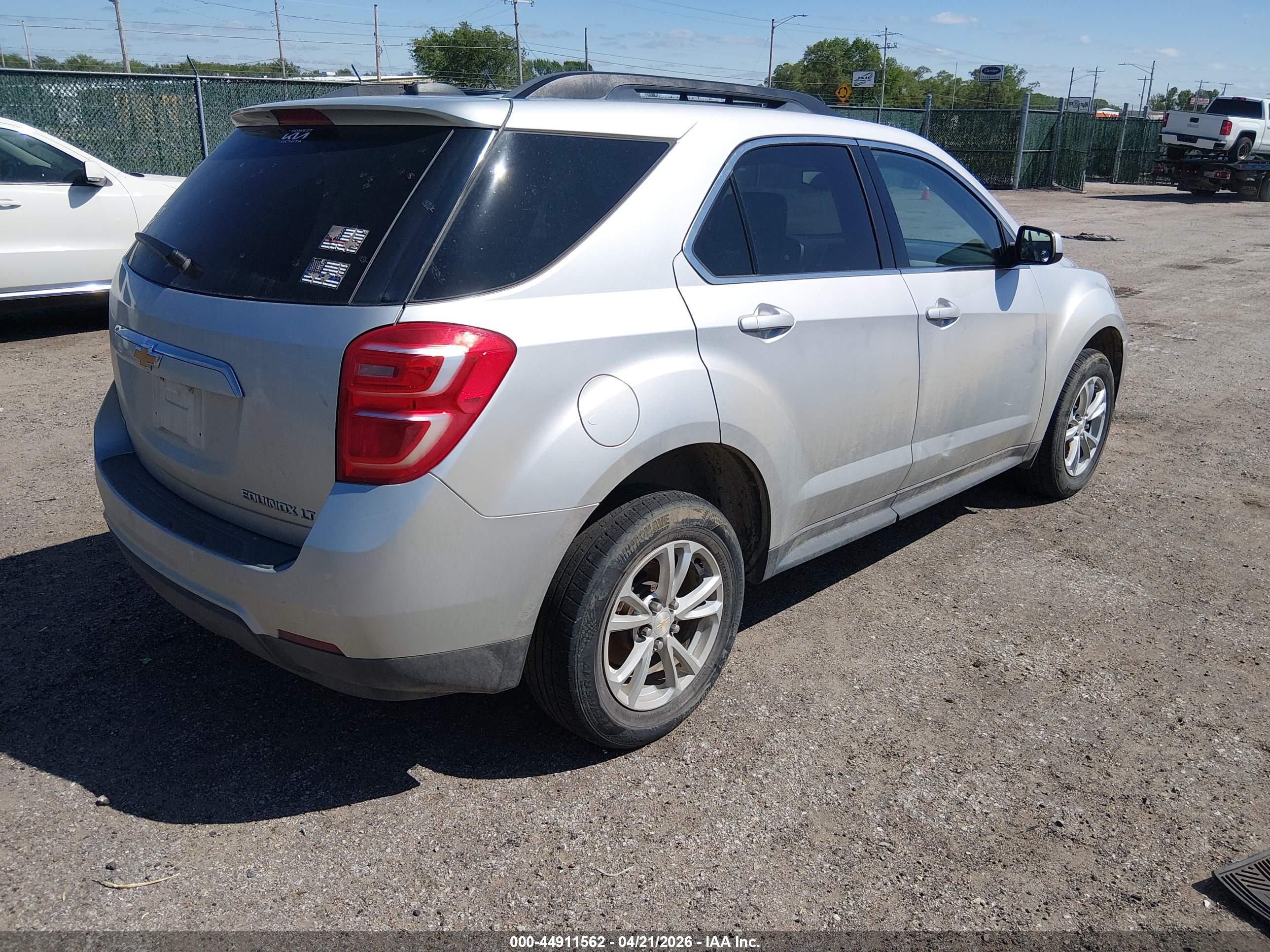 CHEVROLET EQUINOX image 4