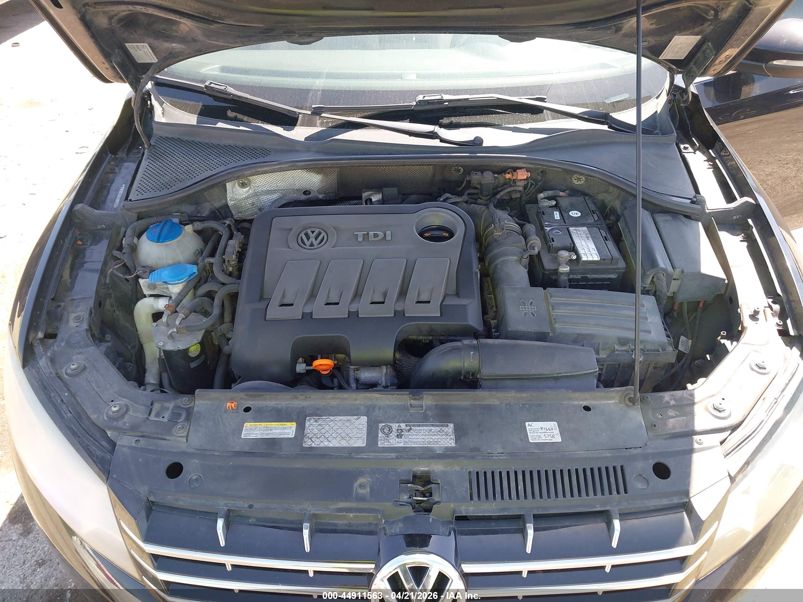 VOLKSWAGEN PASSAT image 10