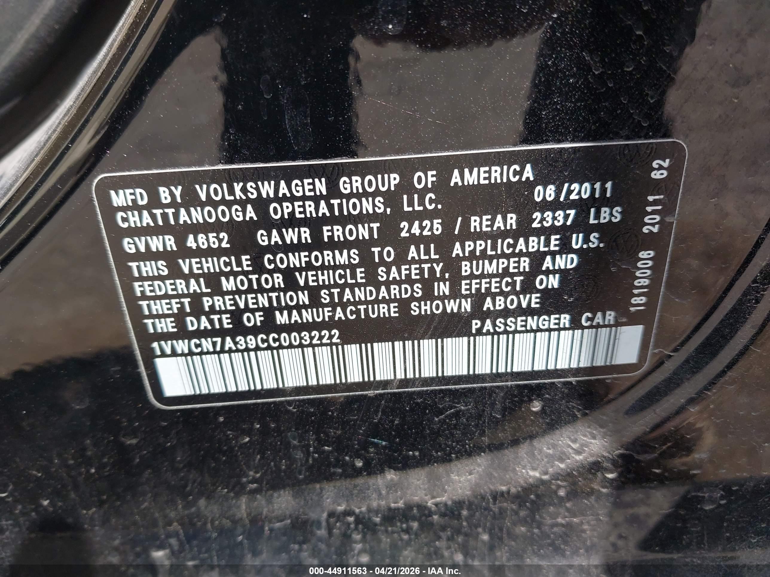 VOLKSWAGEN PASSAT image 9