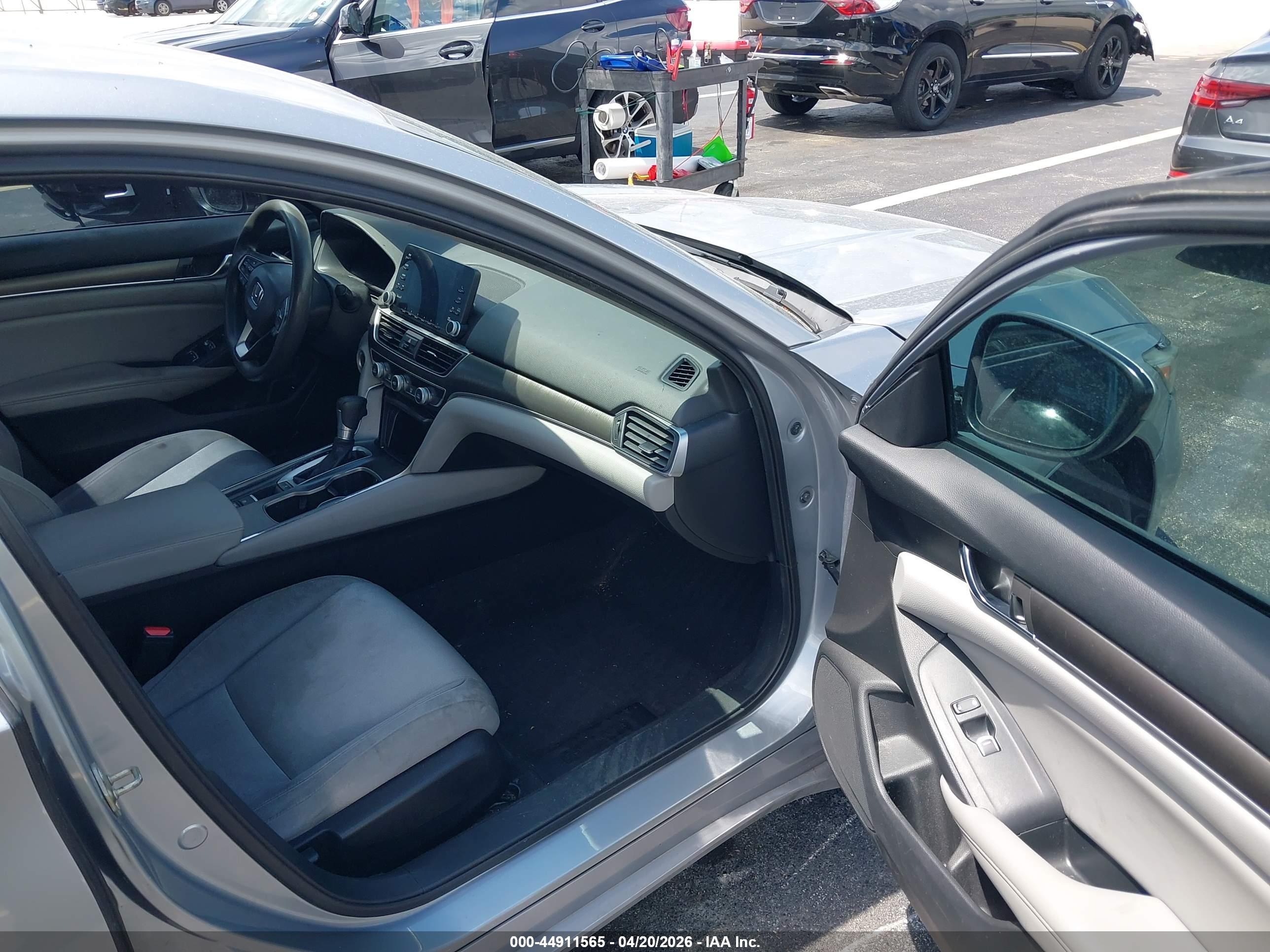 HONDA ACCORD image 5
