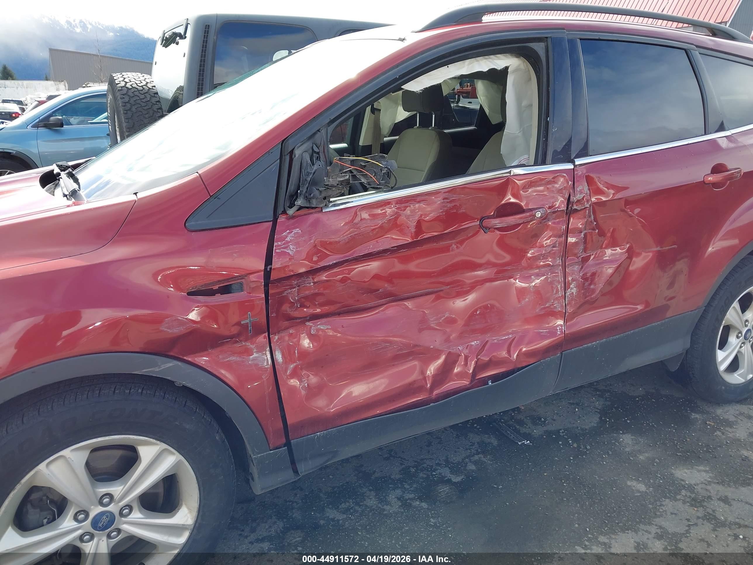 FORD ESCAPE image 6