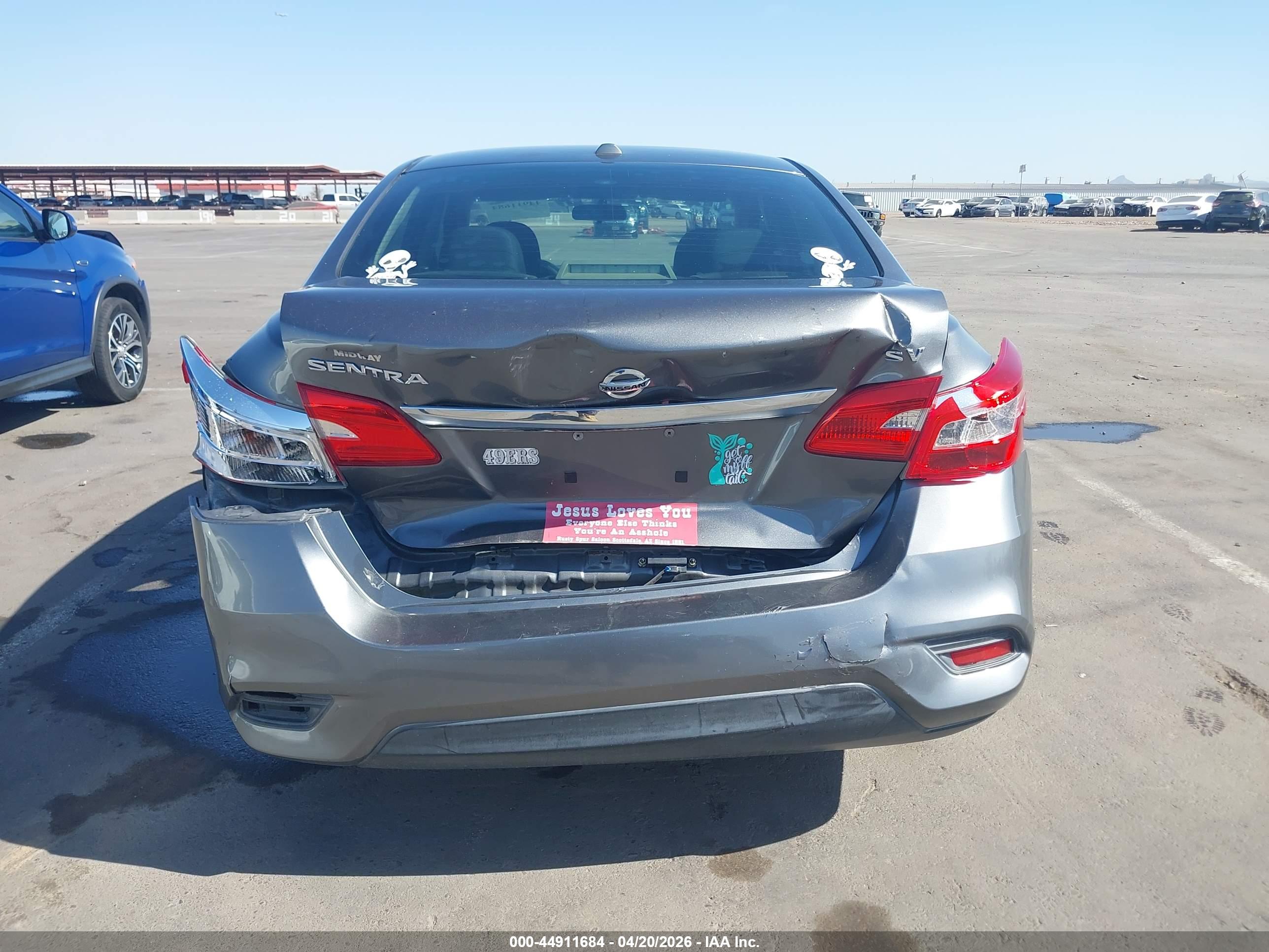 NISSAN SENTRA image 6