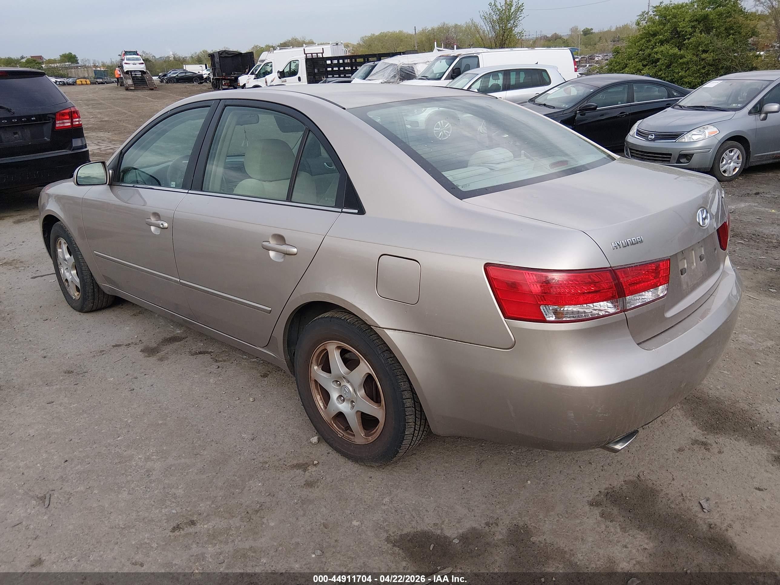 HYUNDAI SONATA image 3