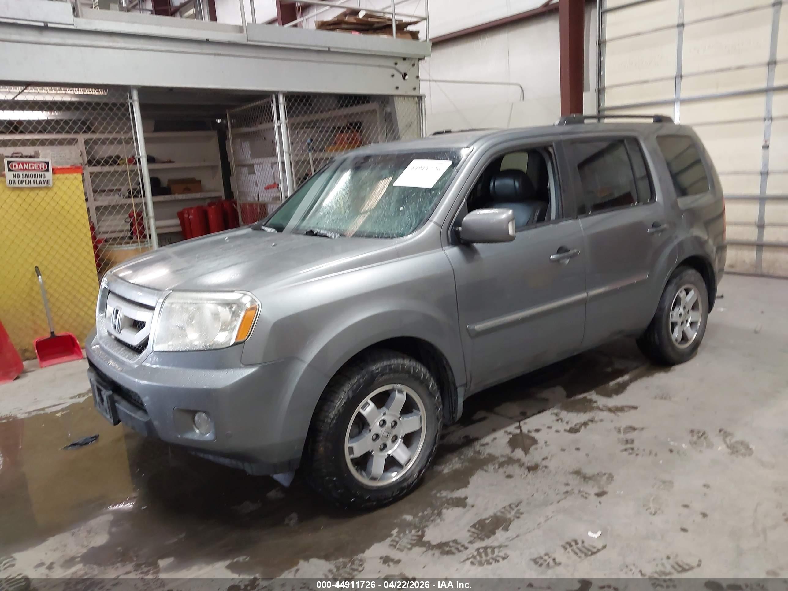HONDA PILOT image 2