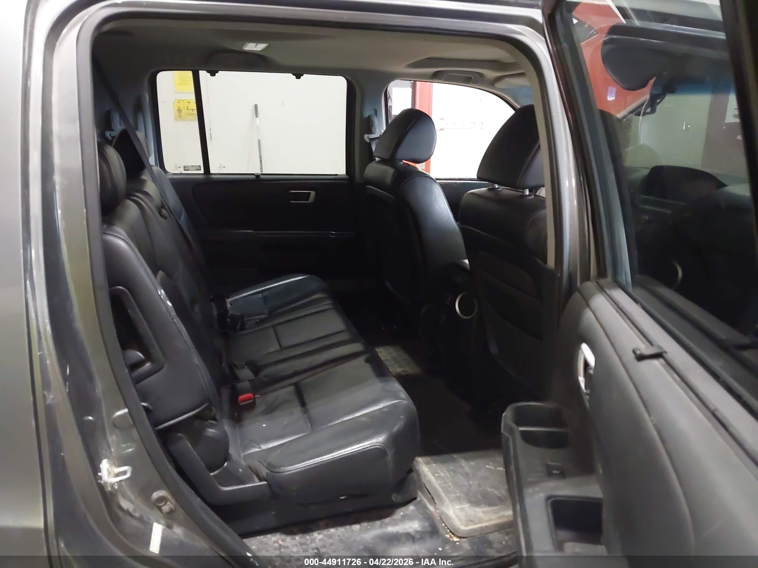 HONDA PILOT image 8