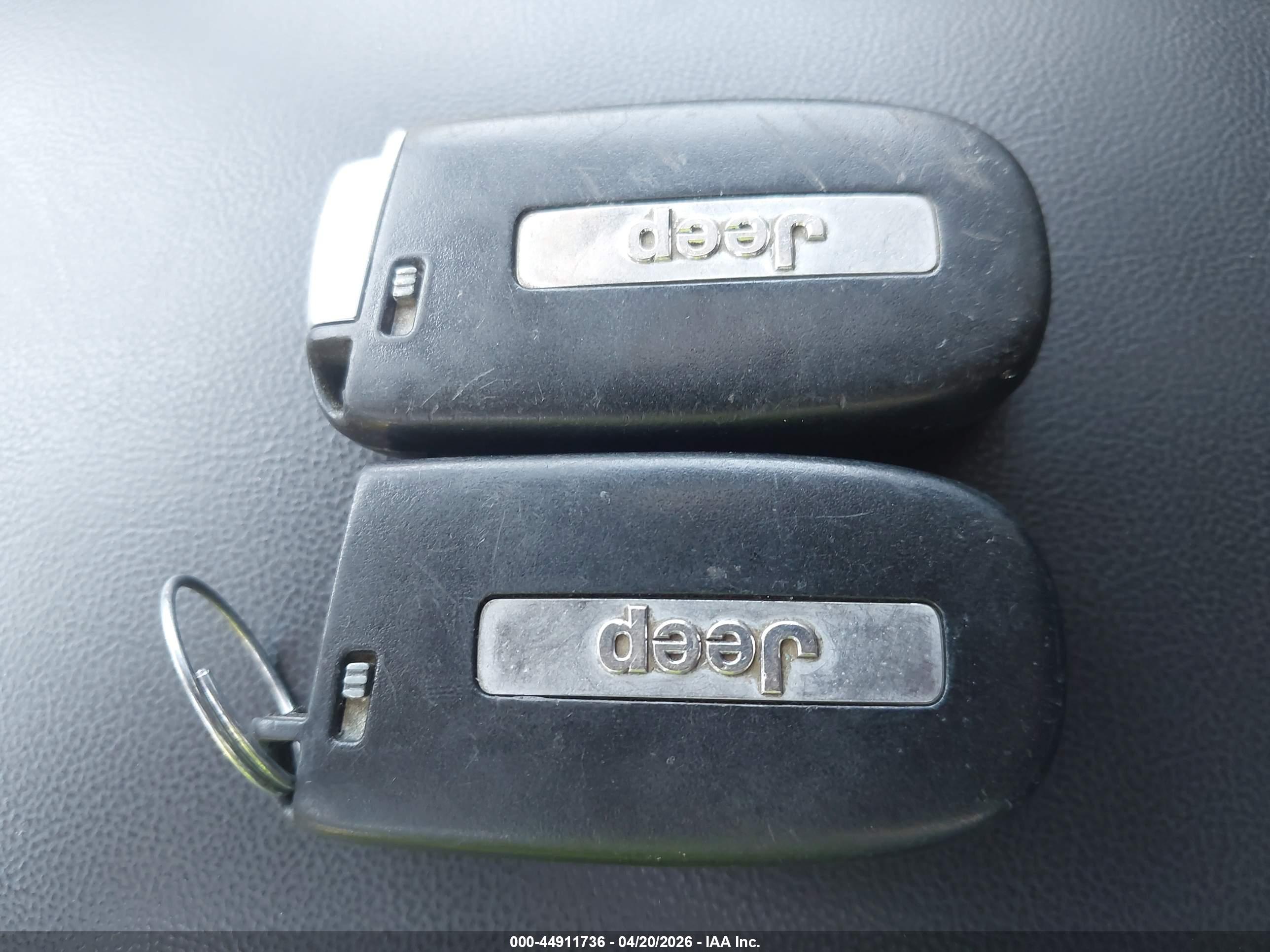 JEEP GRAND image 11
