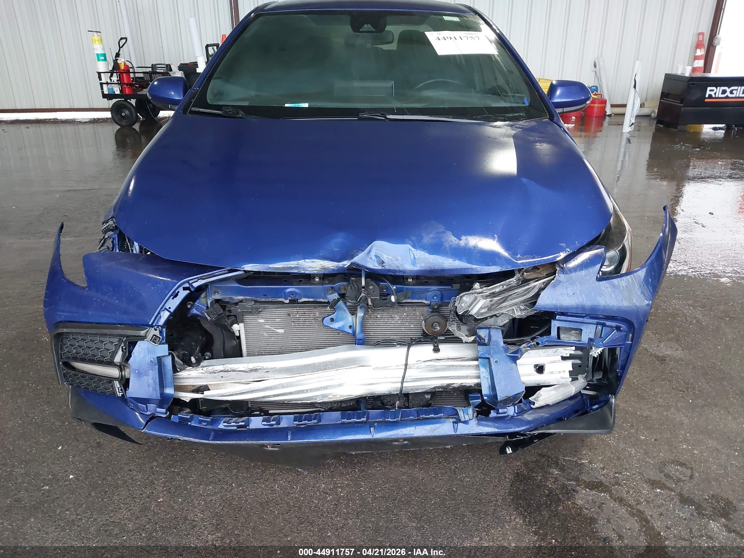 TOYOTA COROLLA image 6
