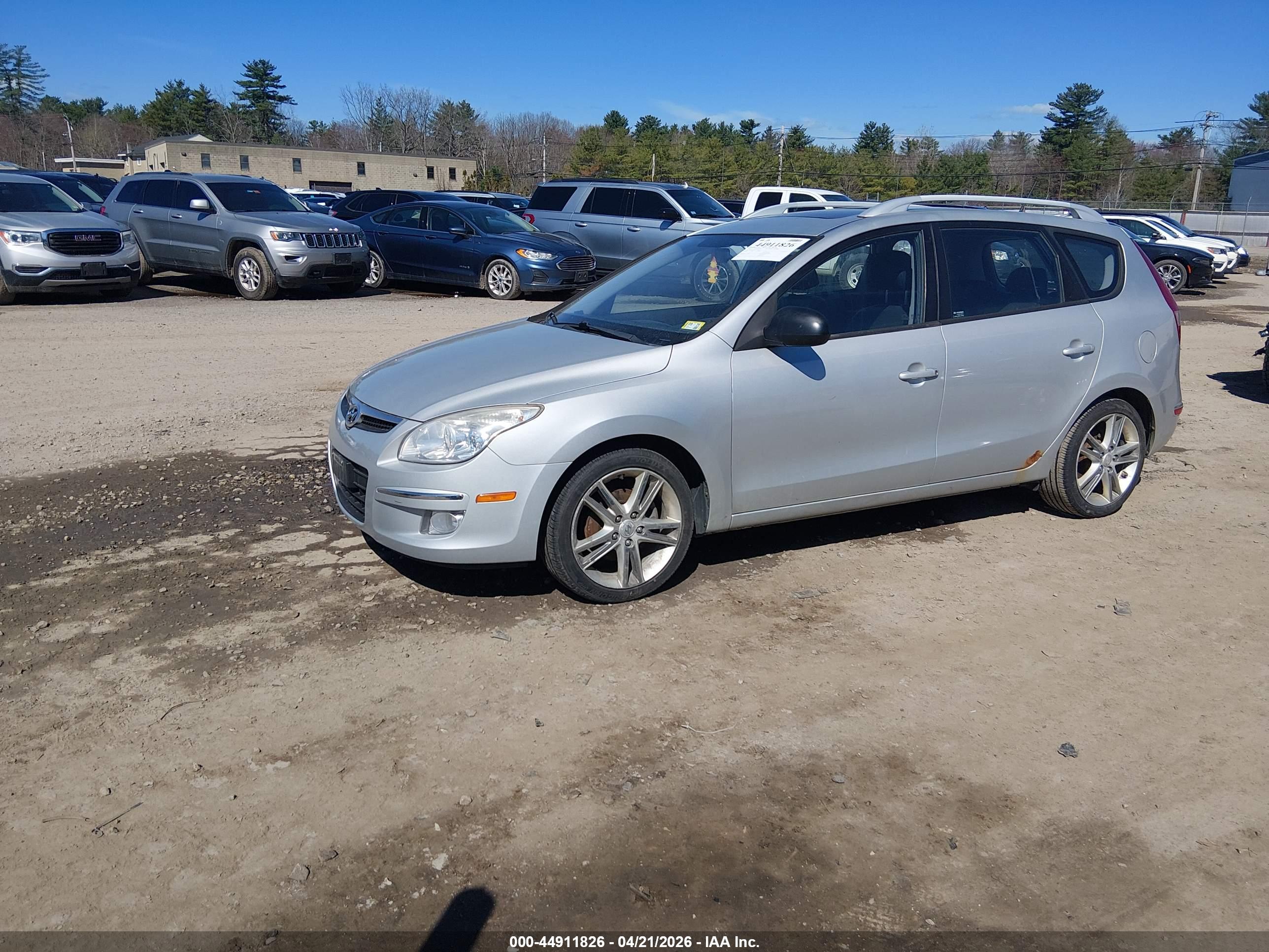 HYUNDAI ELANTRA image 2
