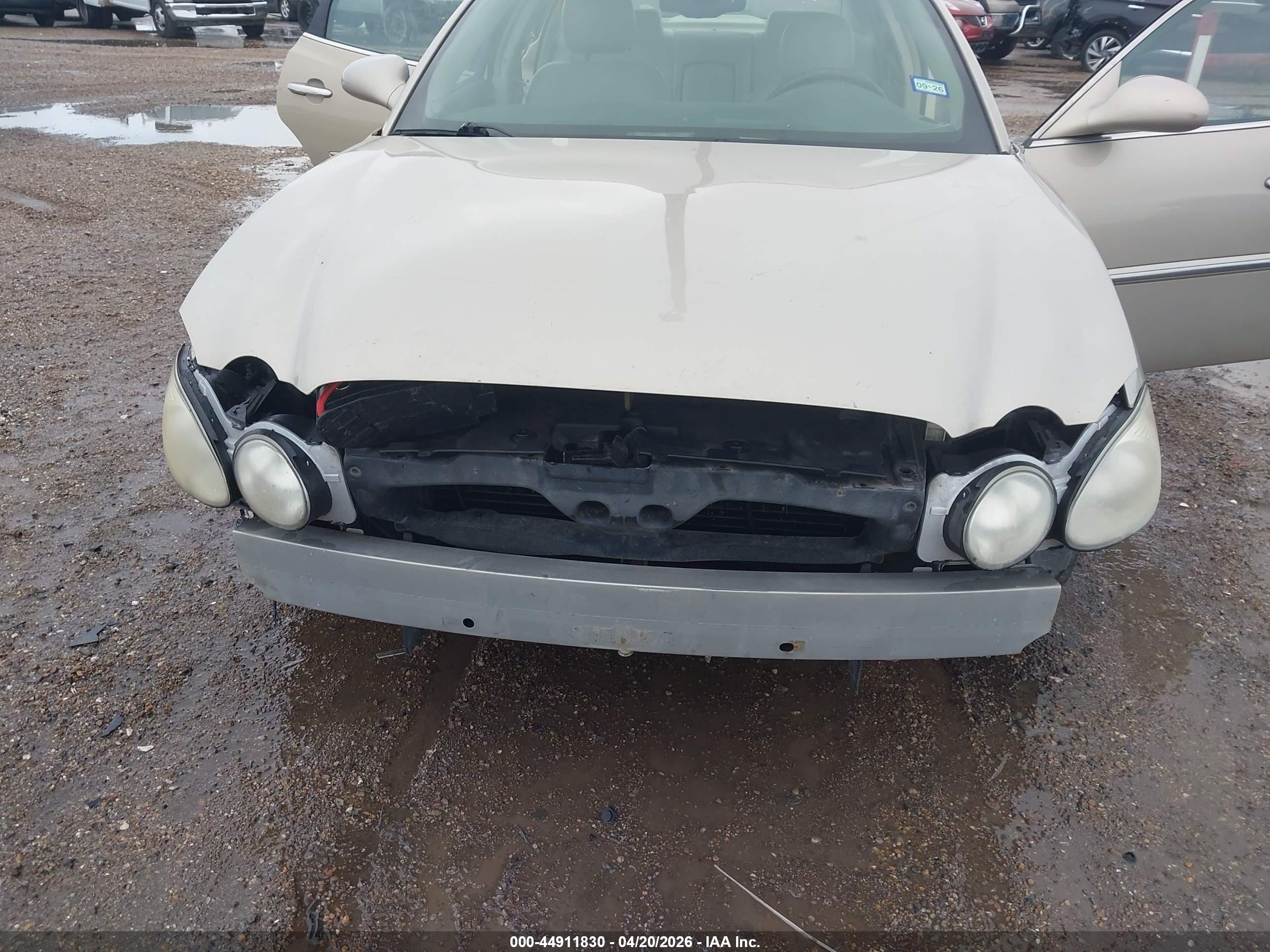 BUICK LACROSSE image 6