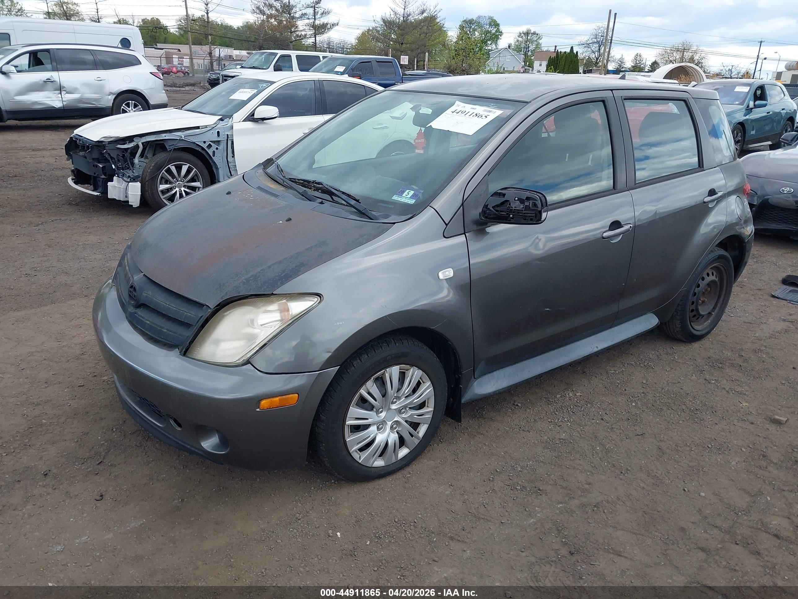 SCION XA image 2