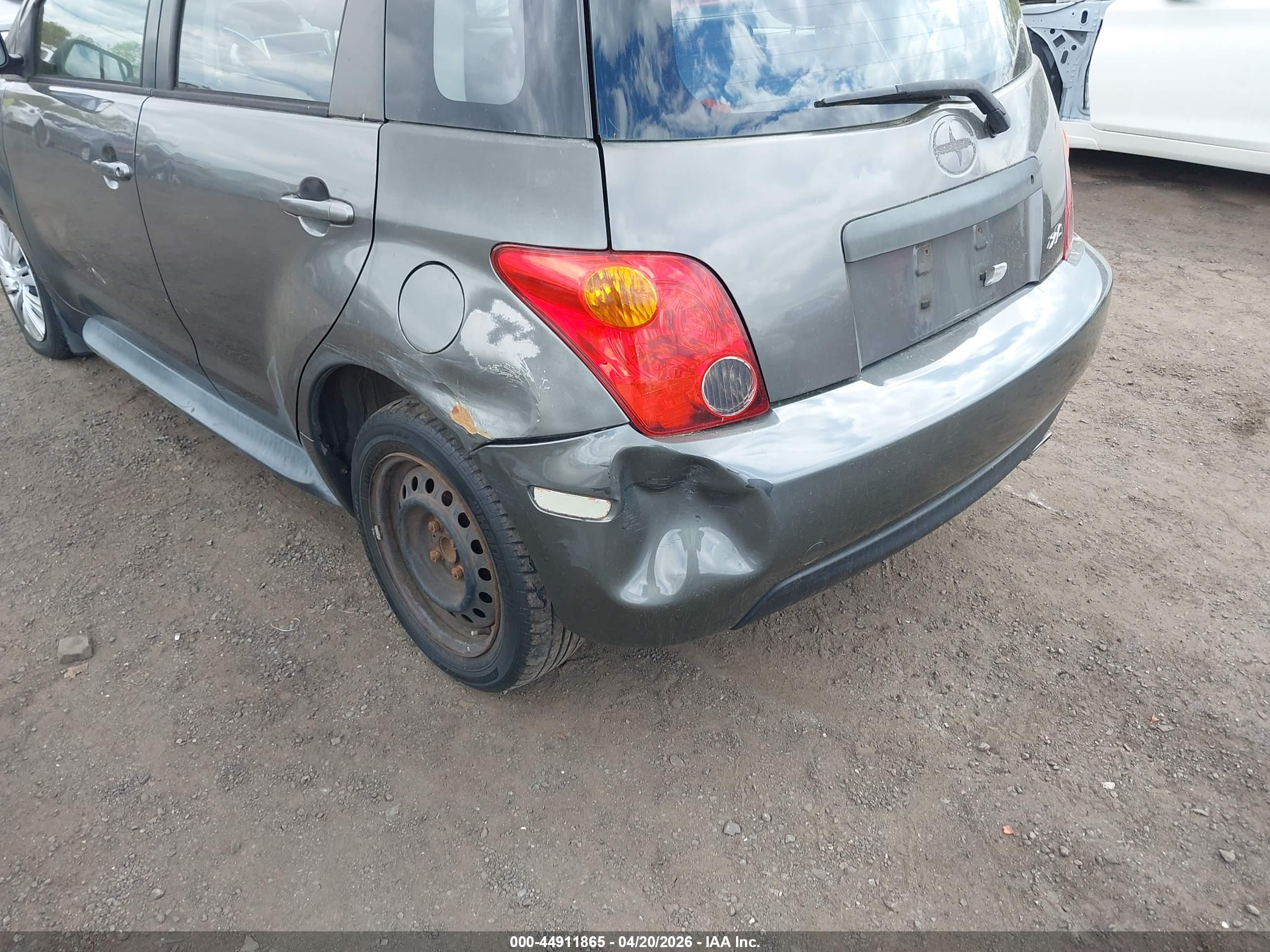 SCION XA image 6