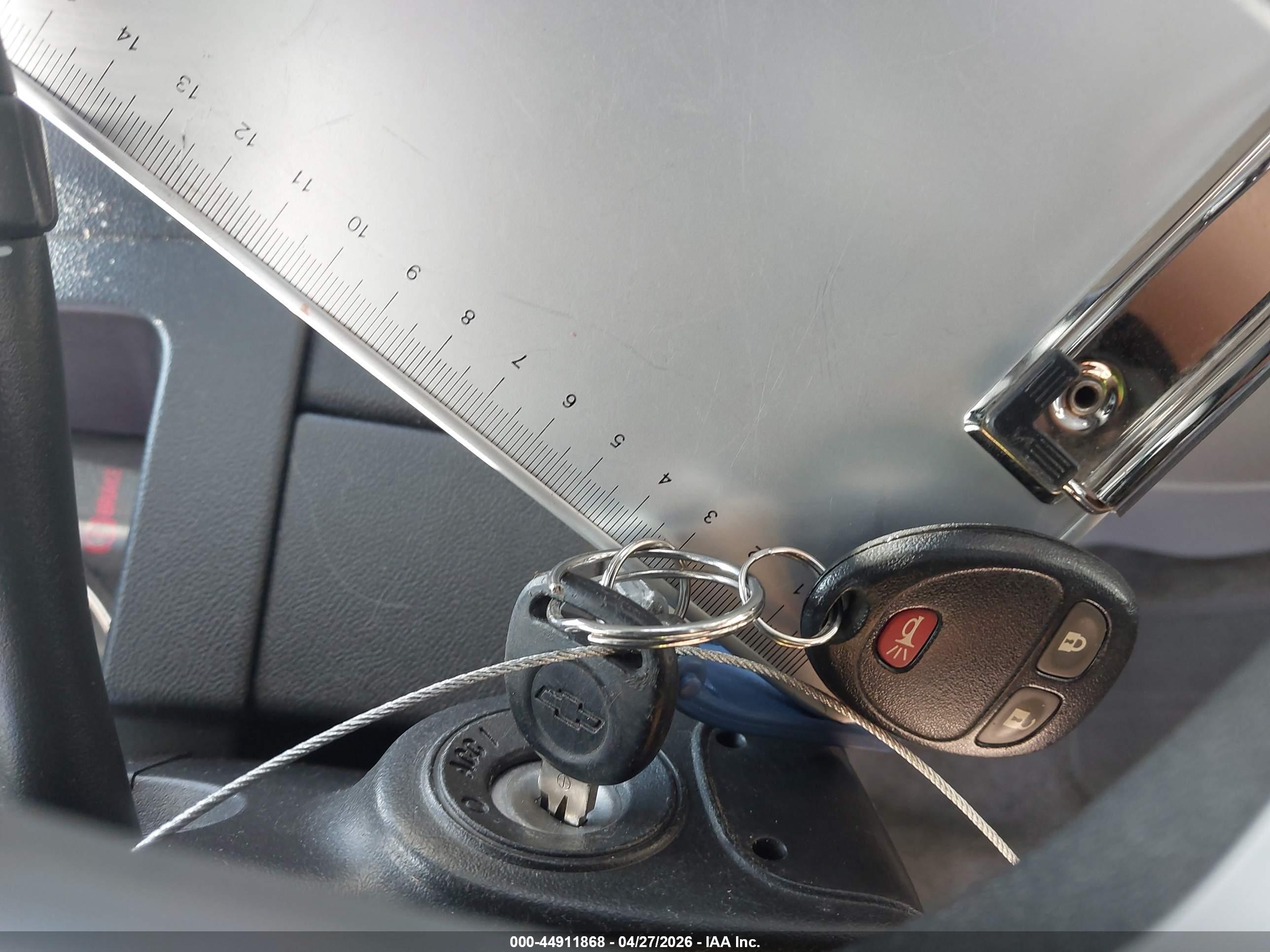 CHEVROLET EQUINOX image 11