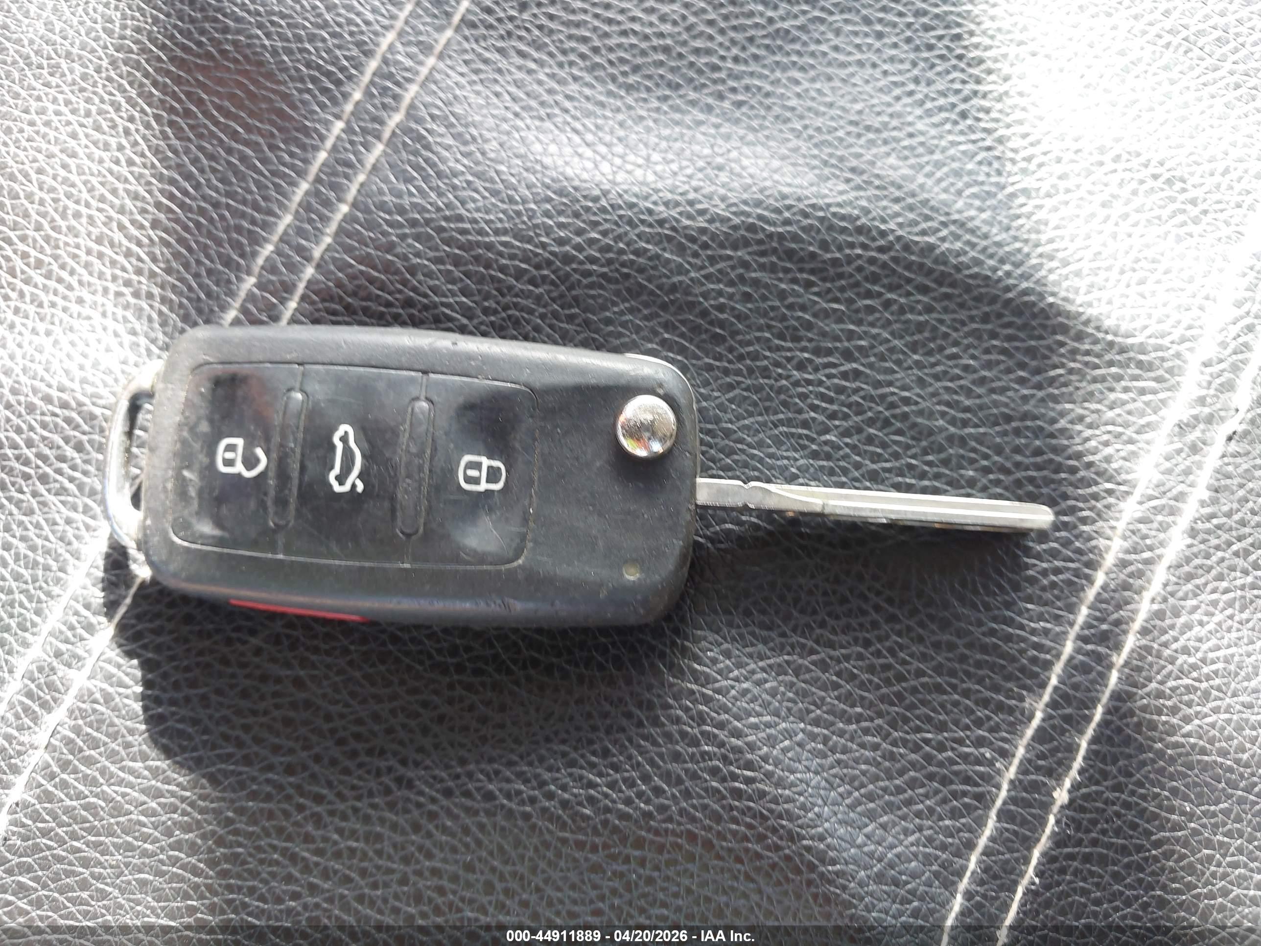 VOLKSWAGEN JETTA image 11