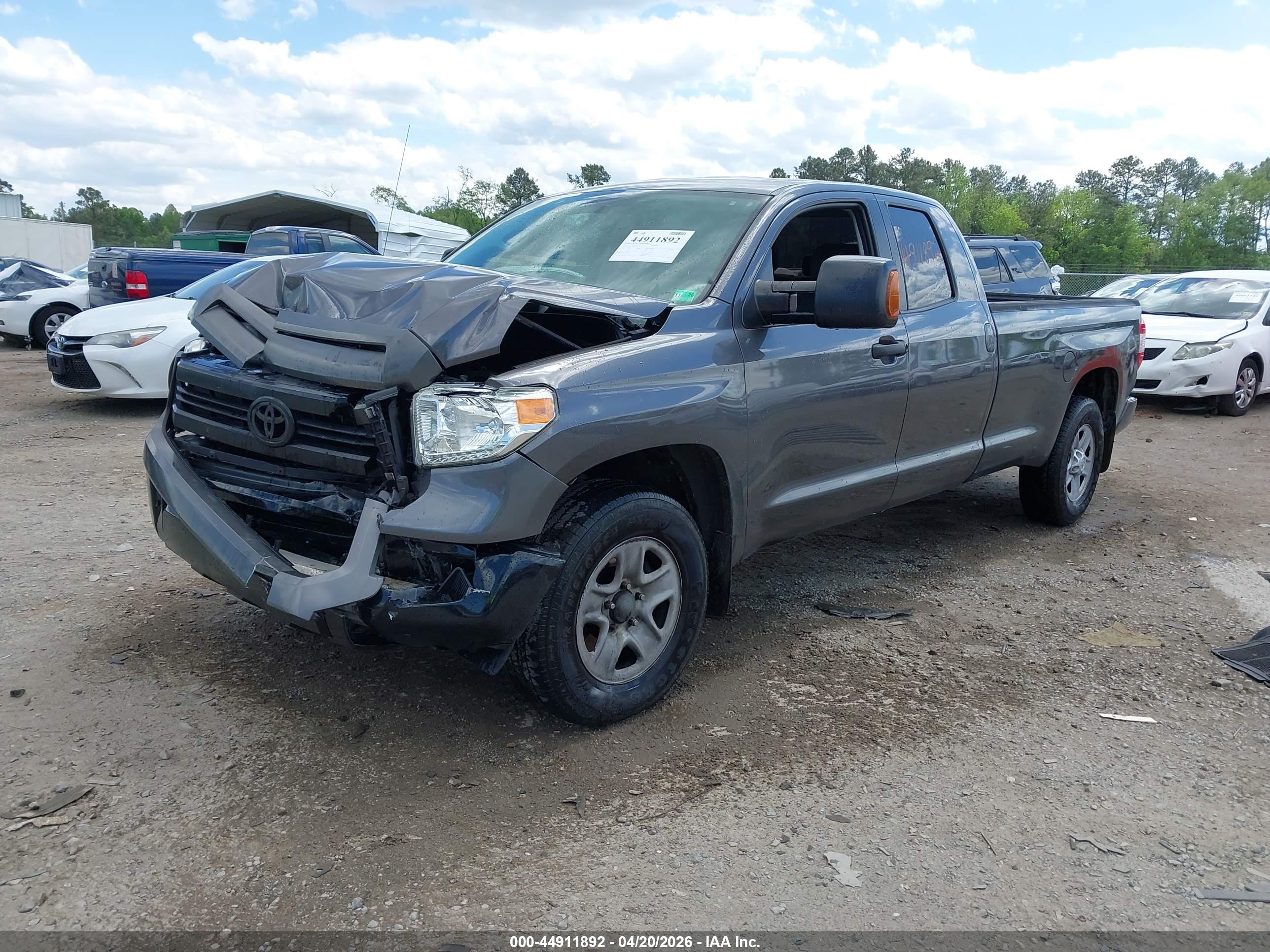 TOYOTA TUNDRA image 2