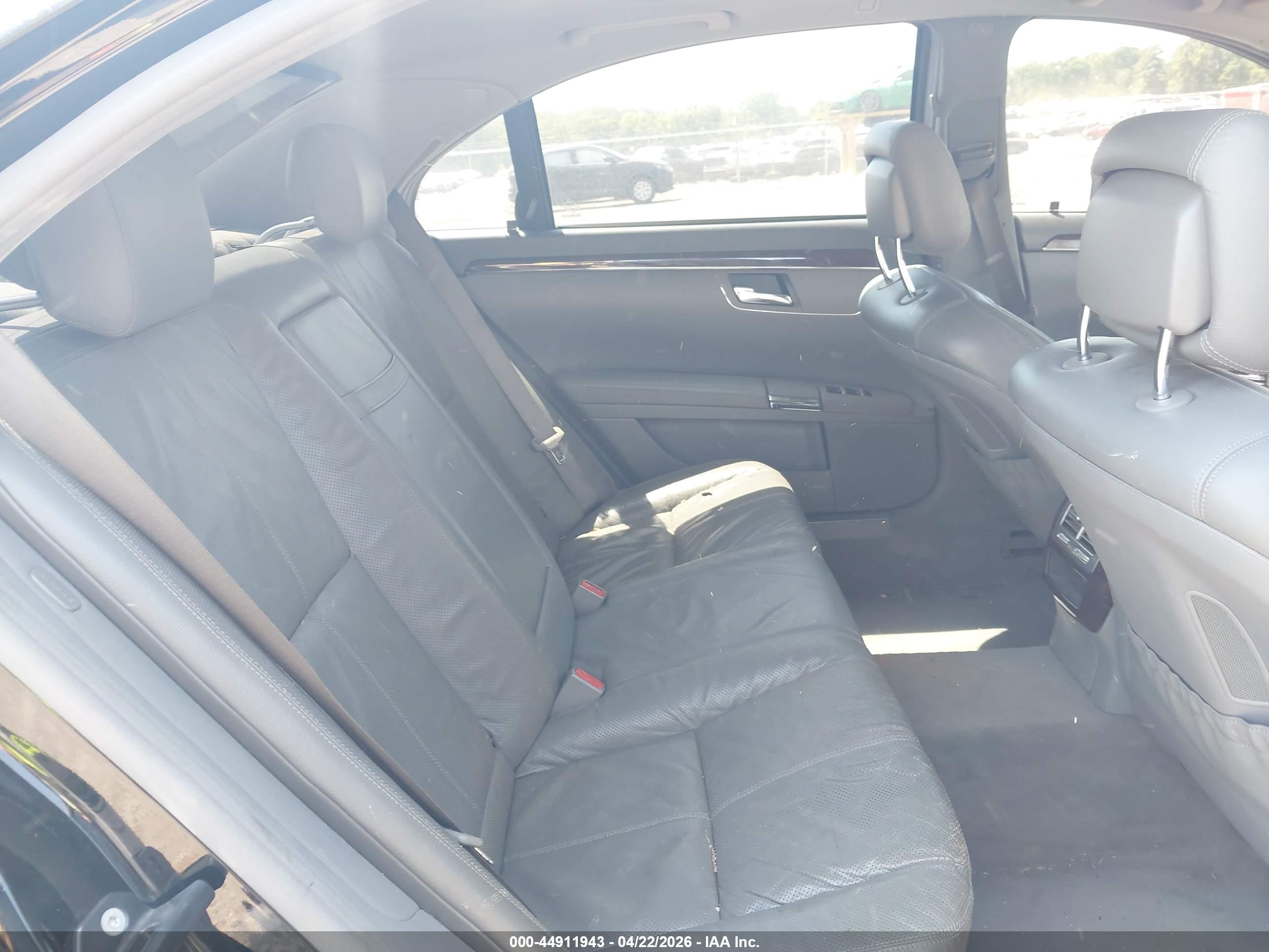 MERCEDES-BENZ S image 8