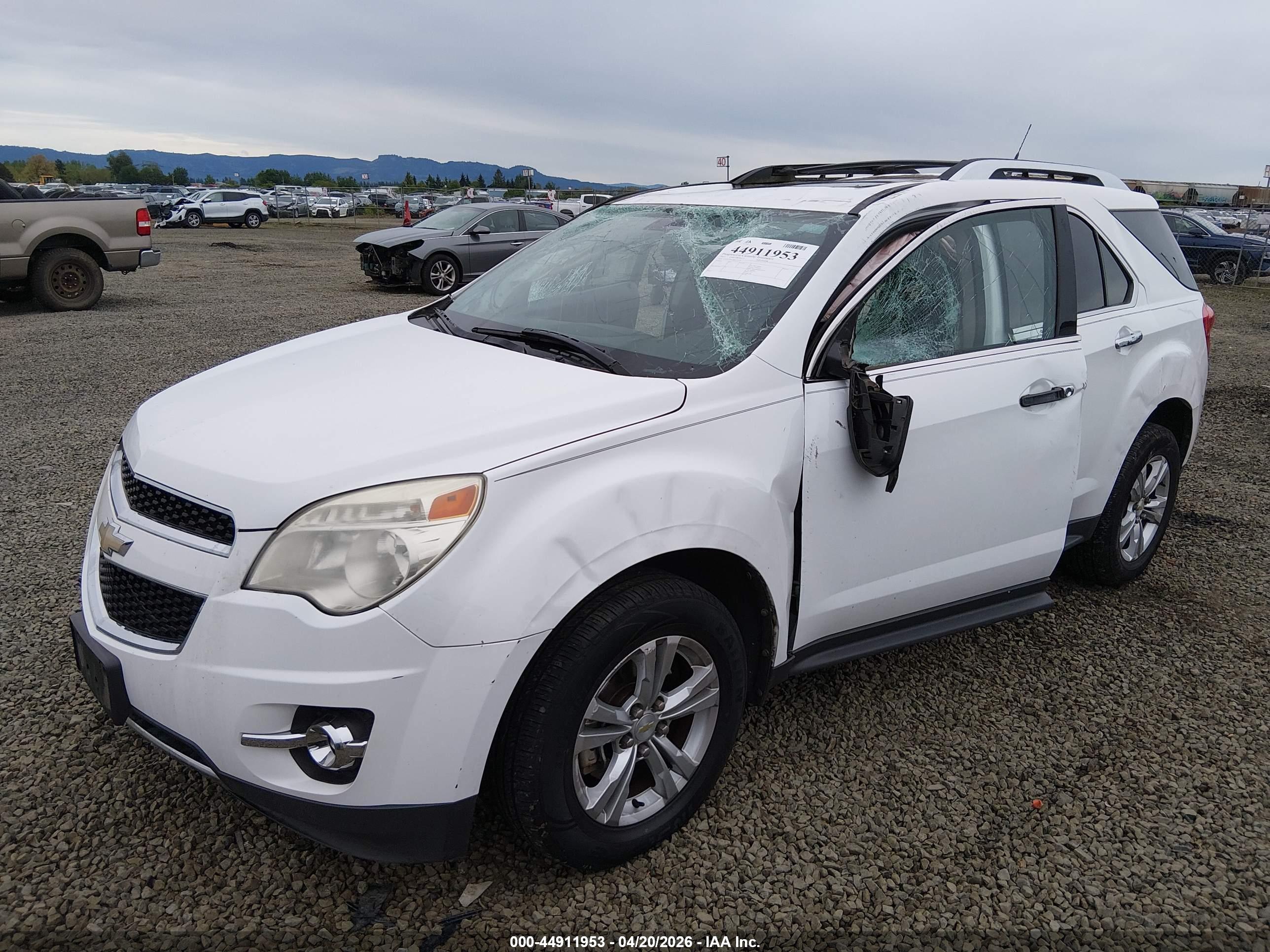CHEVROLET EQUINOX image 2