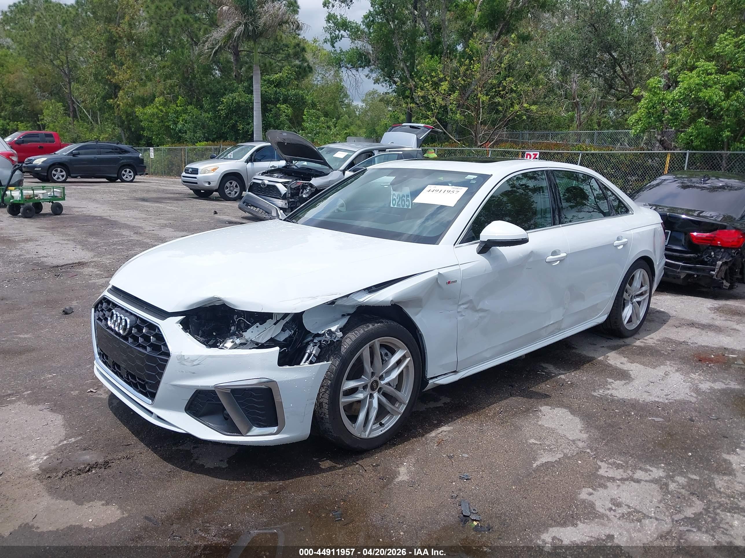 AUDI A4 image 6