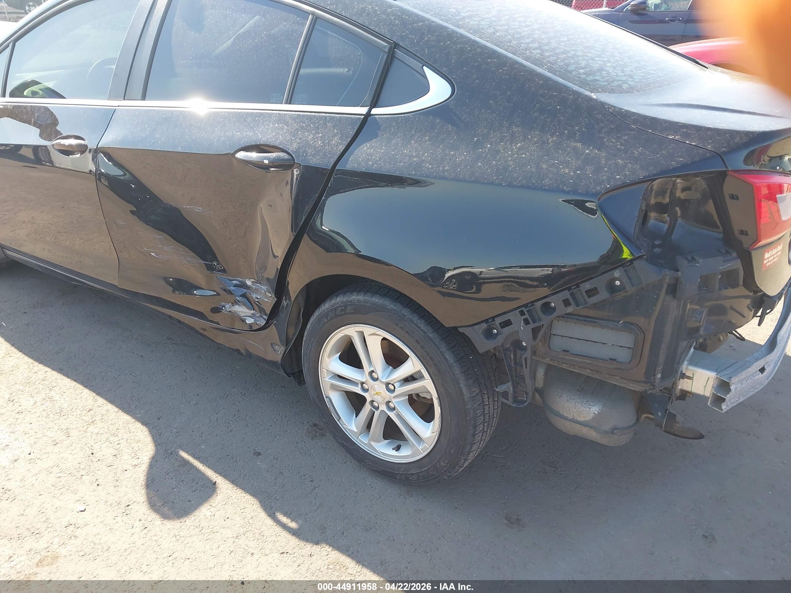 CHEVROLET CRUZE image 6