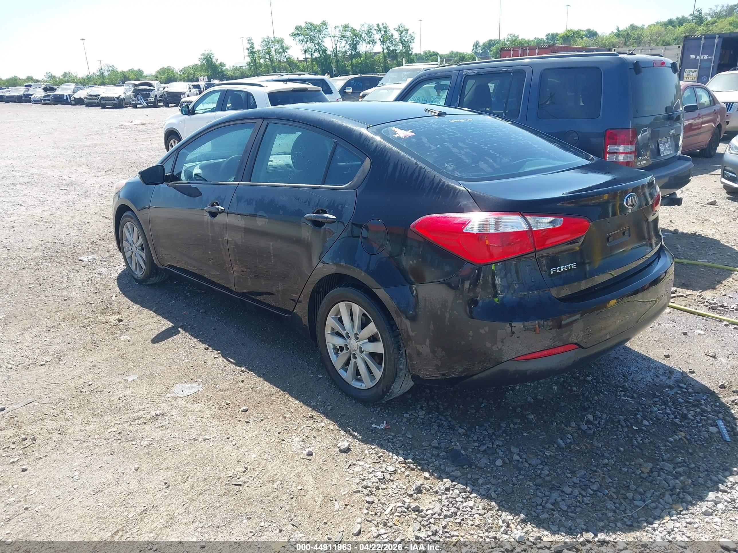 KIA FORTE image 3