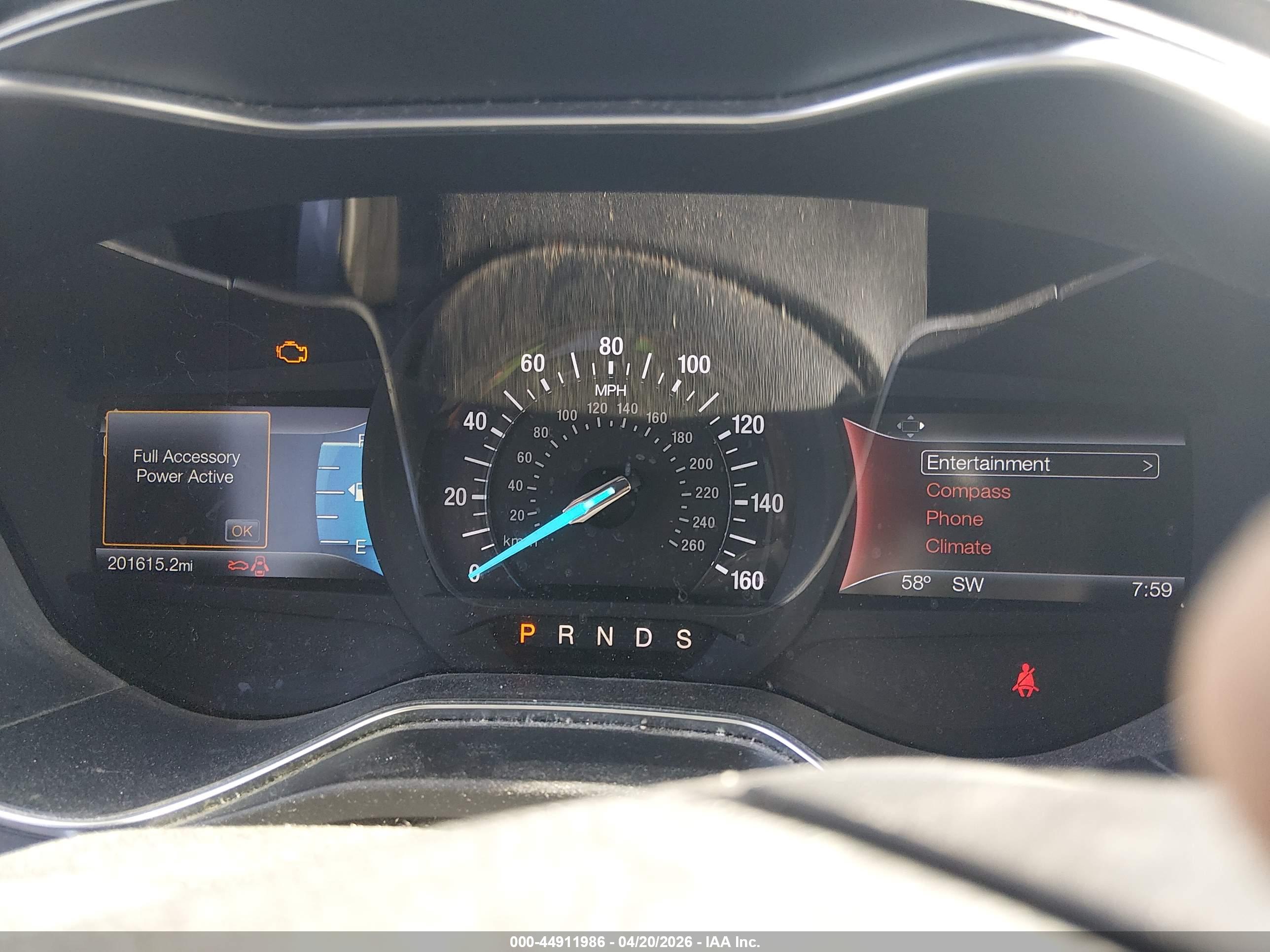FORD FUSION image 7