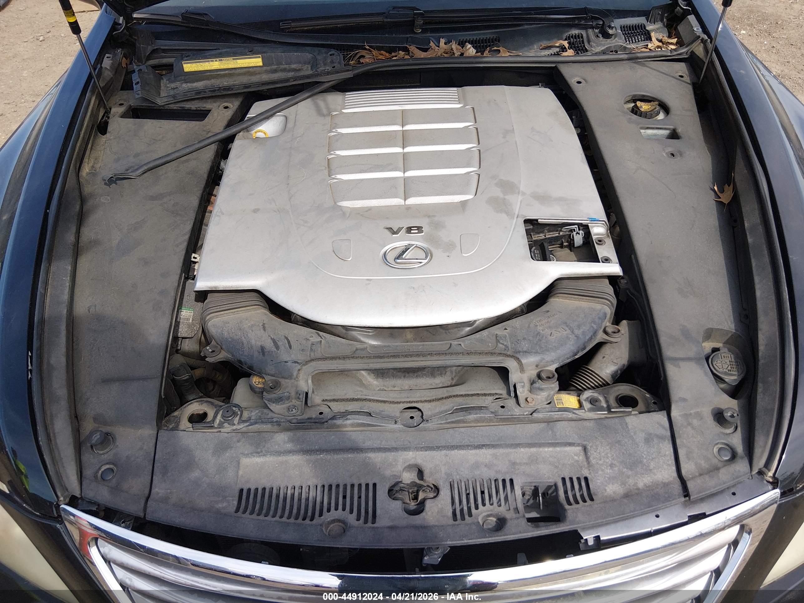 LEXUS LS image 10