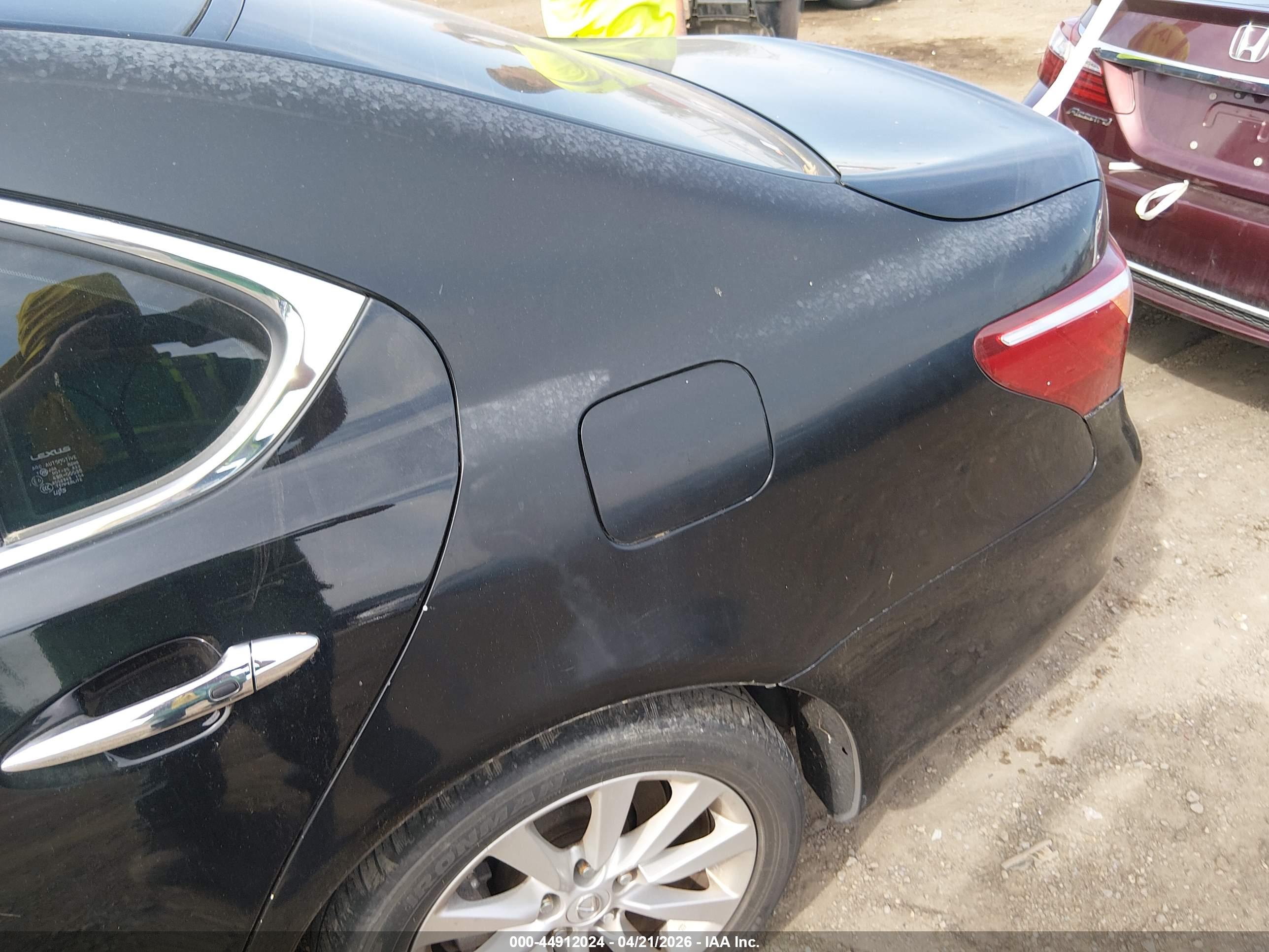 LEXUS LS image 6