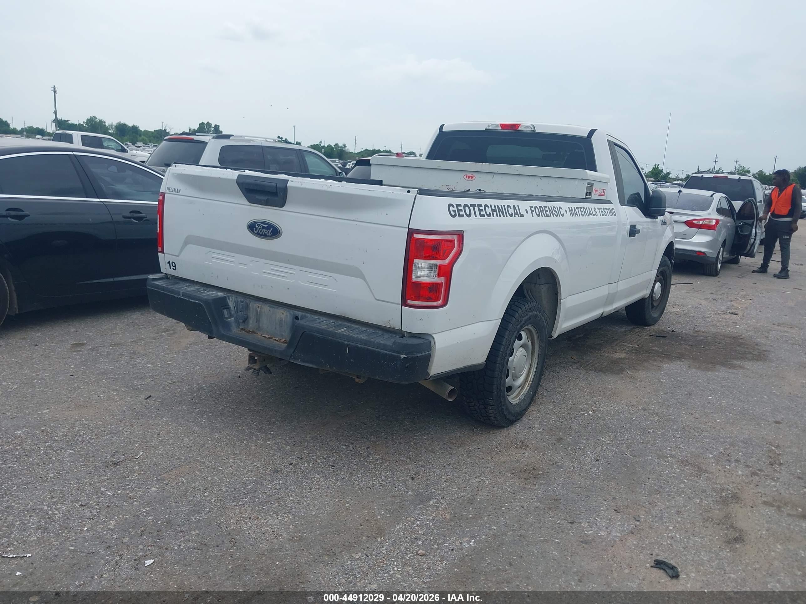 FORD F-150 image 4