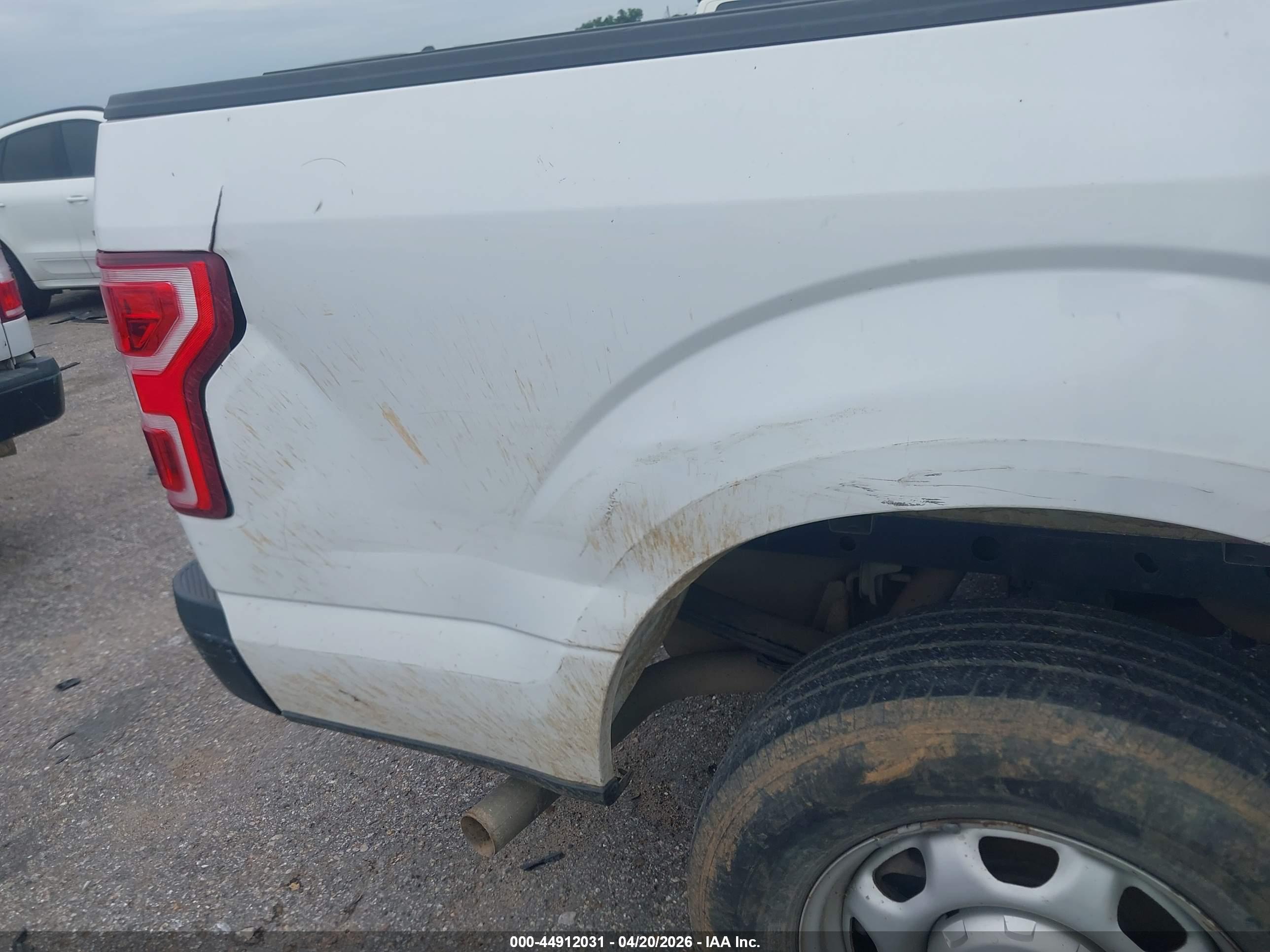 FORD F-150 image 6