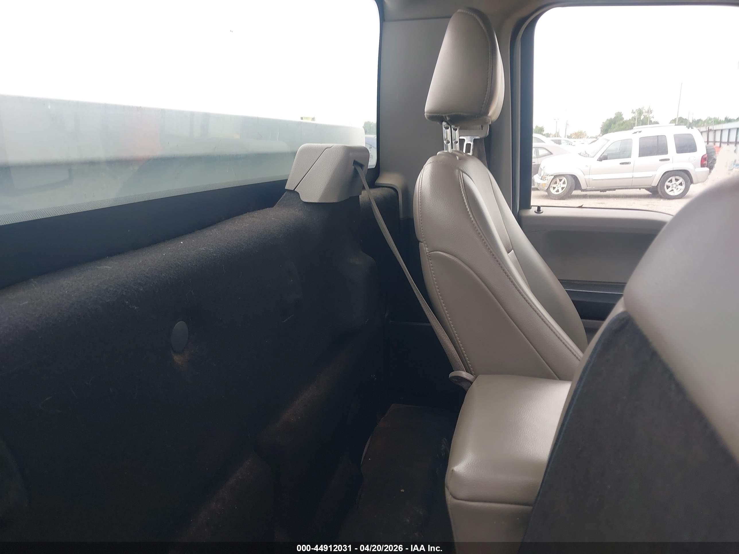 FORD F-150 image 8