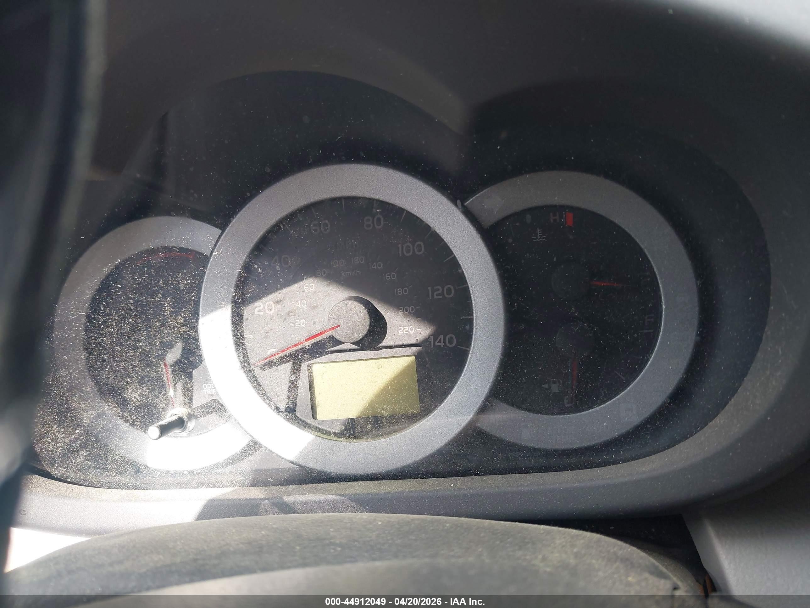 TOYOTA RAV4 image 7
