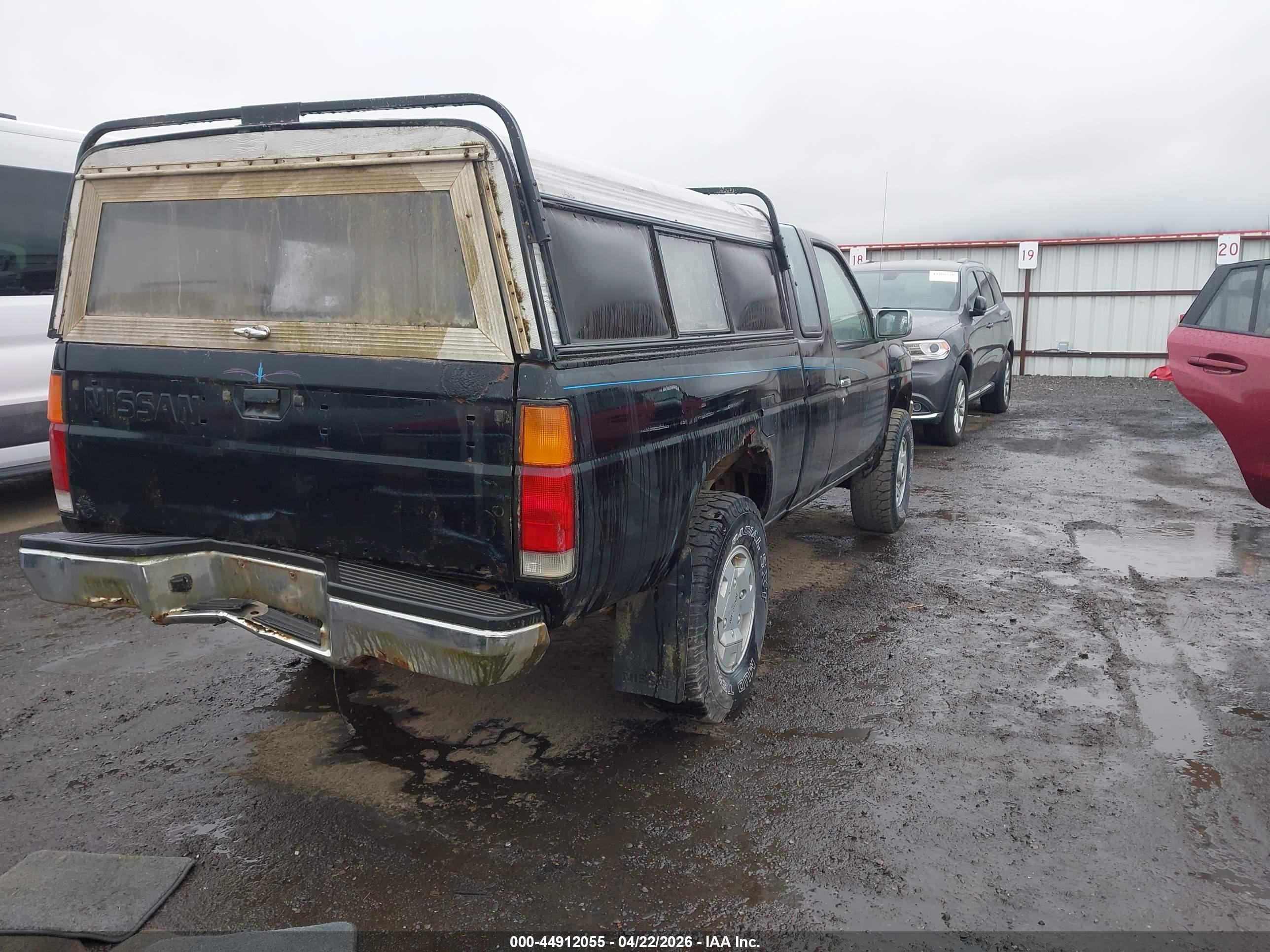 NISSAN TRUCK image 4
