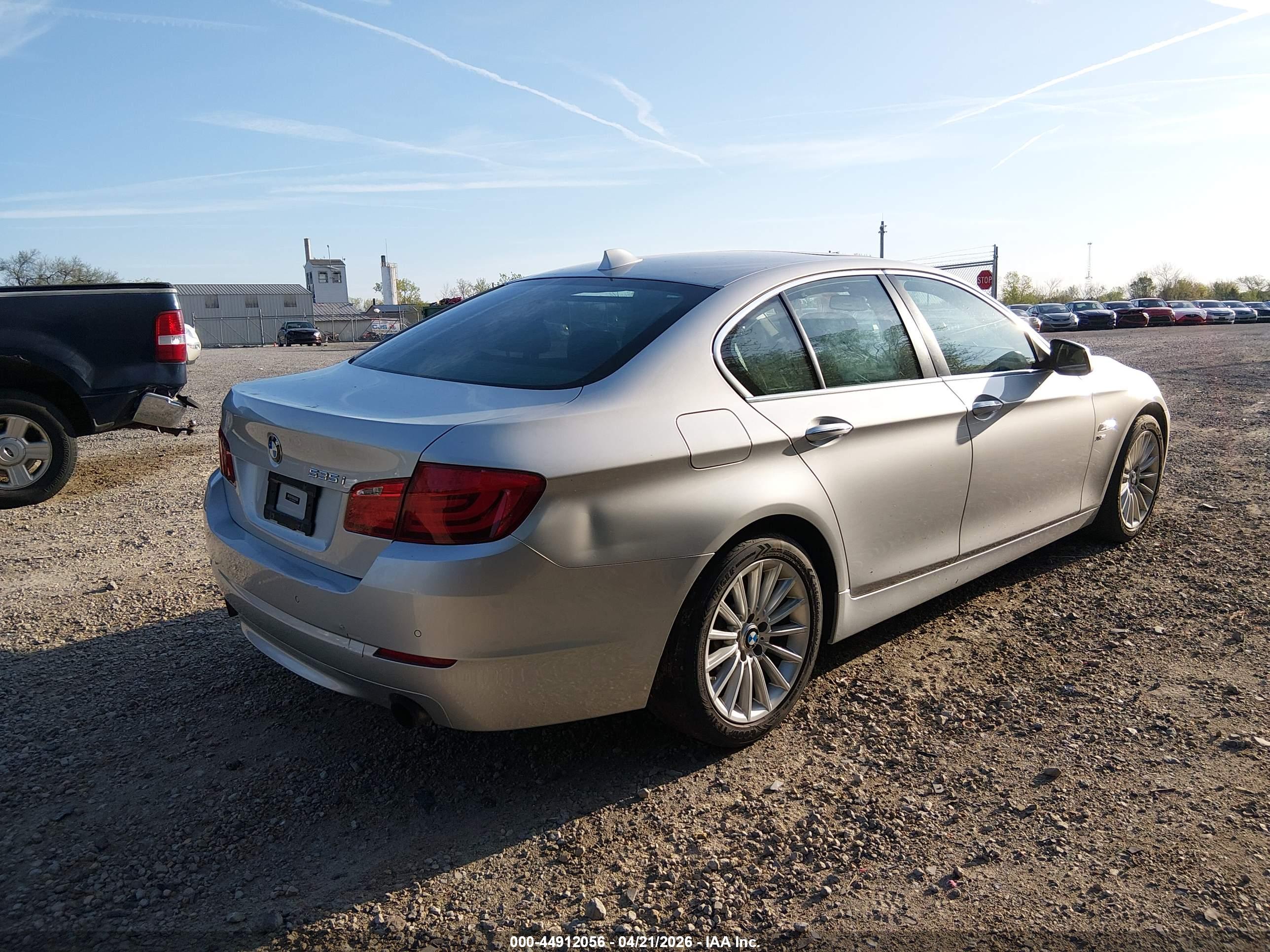 BMW 535I image 4