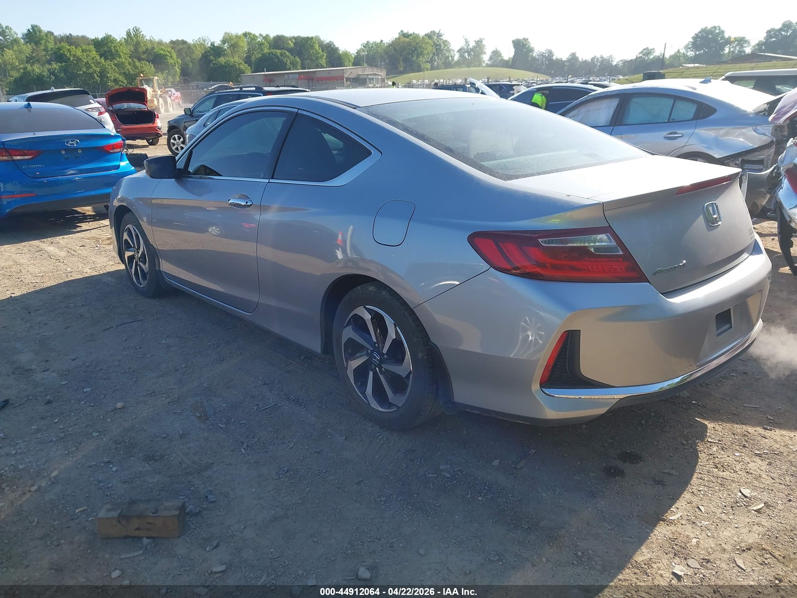 HONDA ACCORD image 3