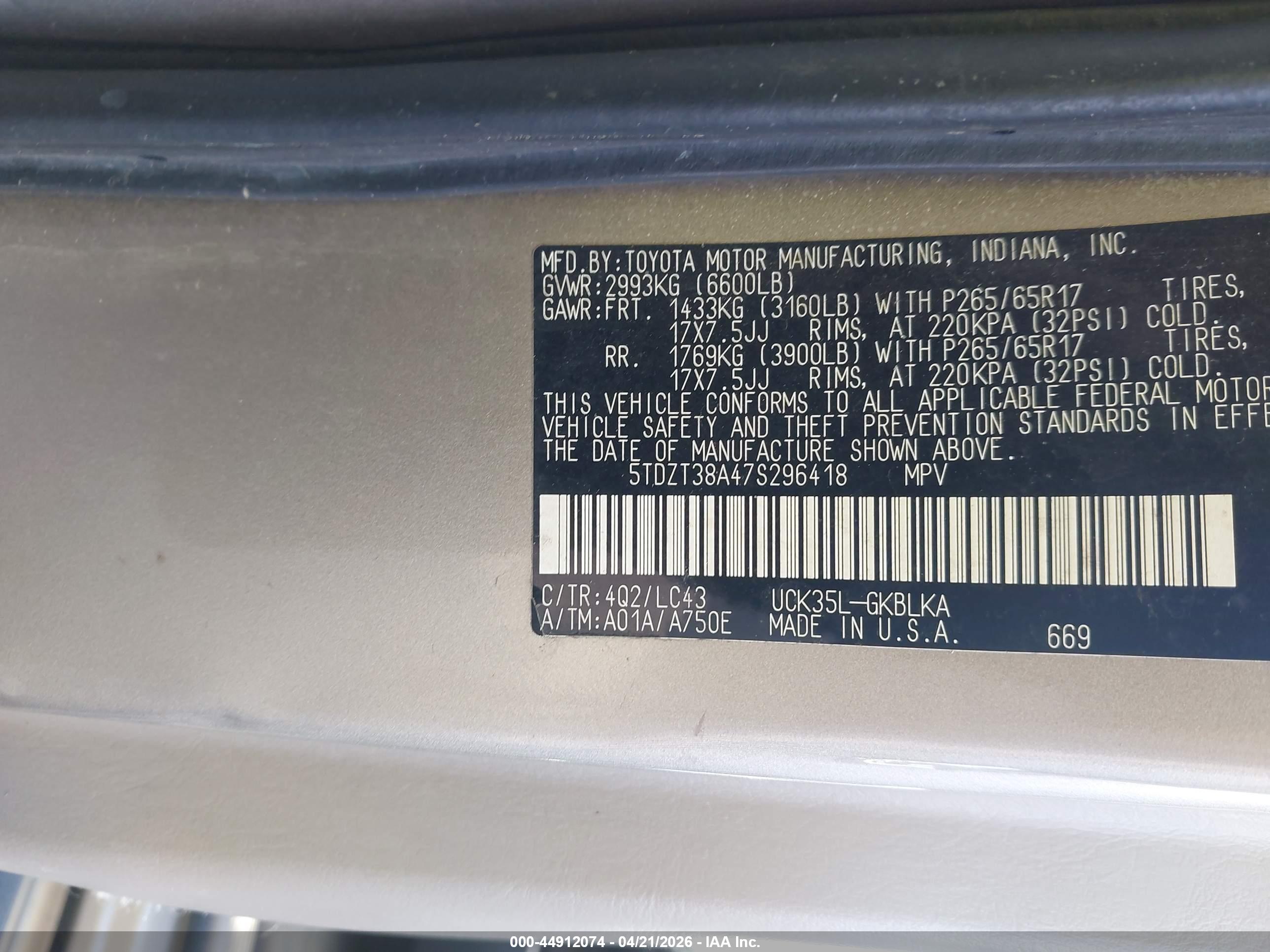 TOYOTA SEQUOIA image 9