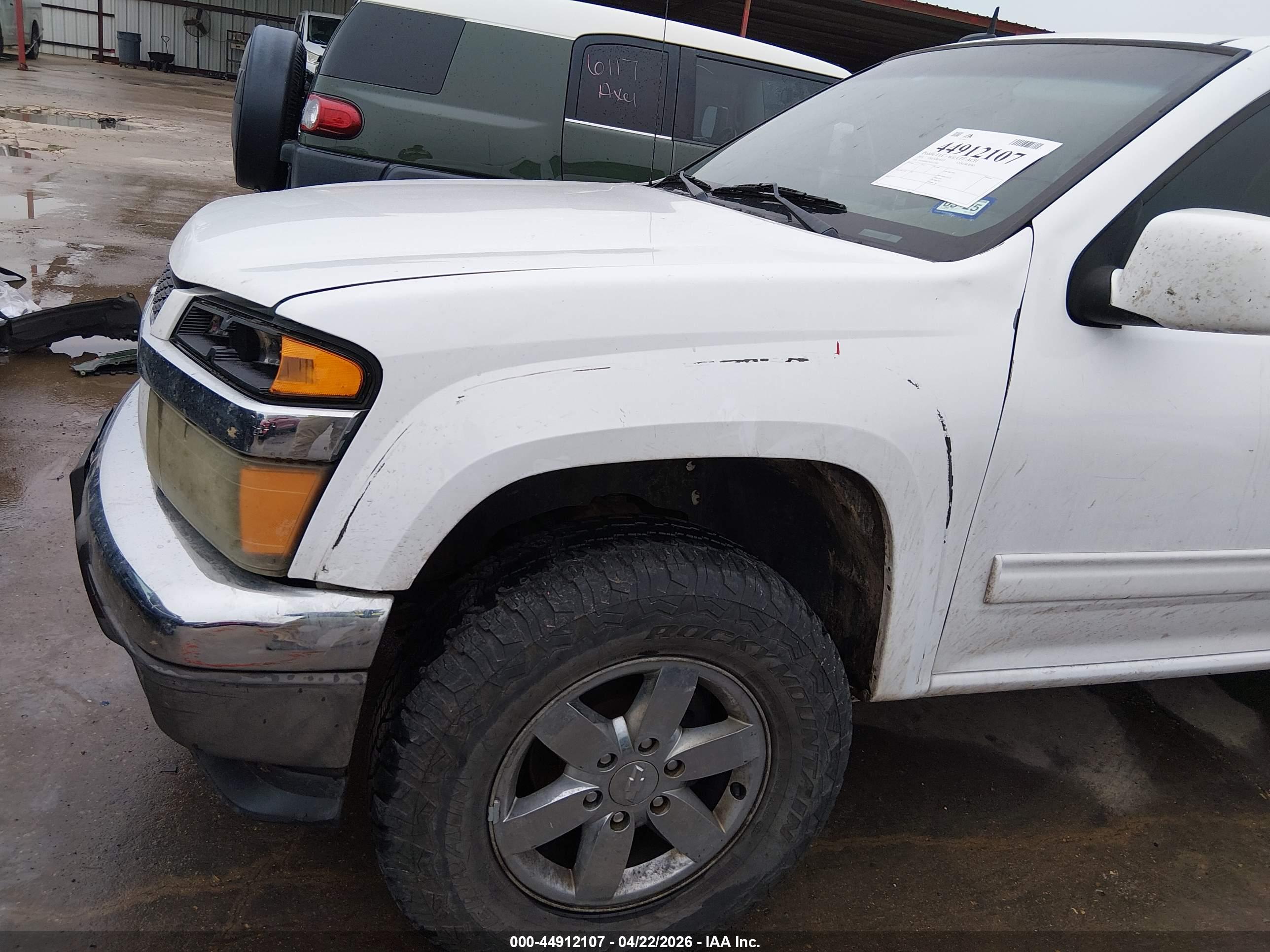 CHEVROLET COLORADO image 6