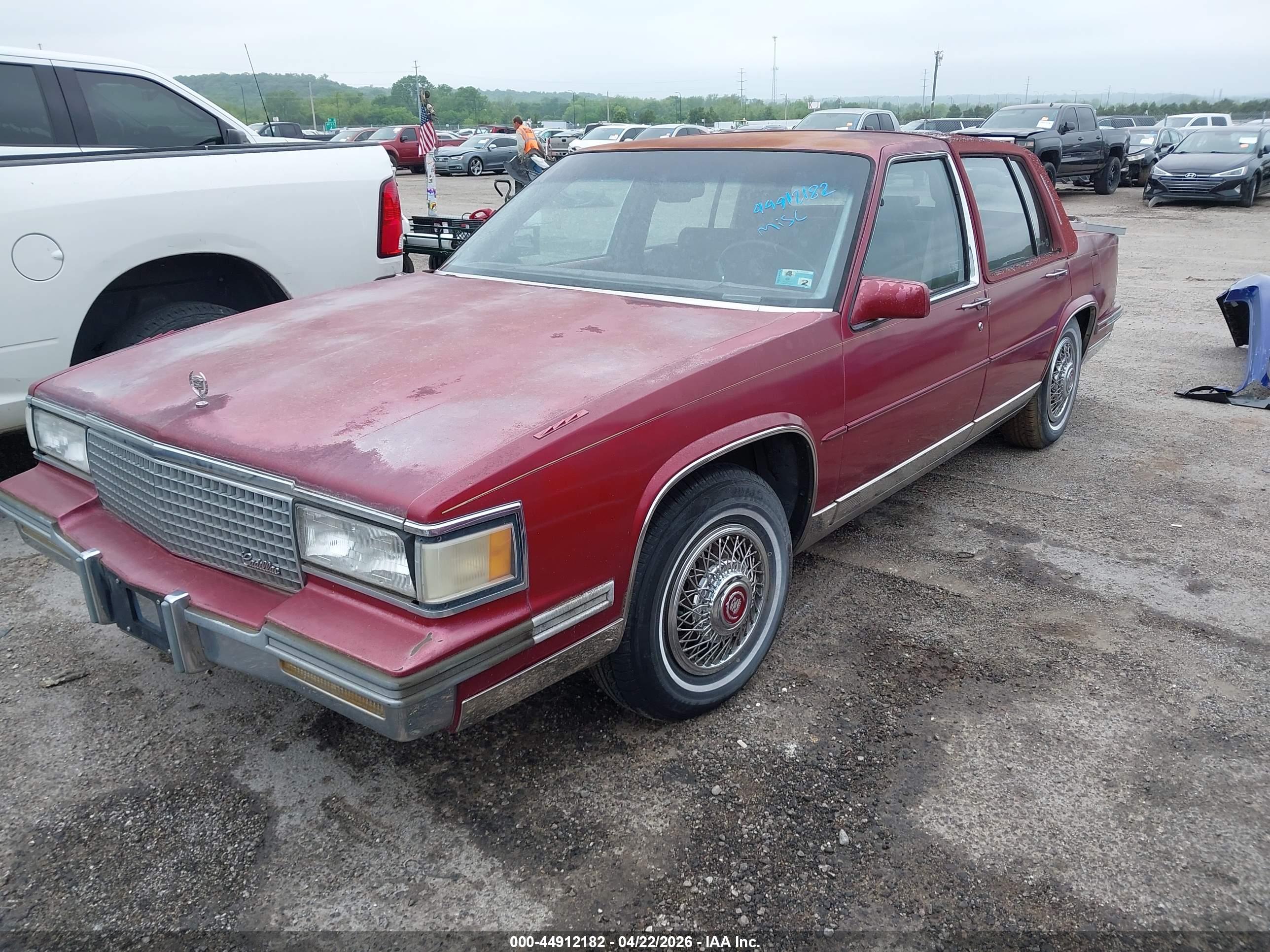 CADILLAC FLEETWOOD image 2