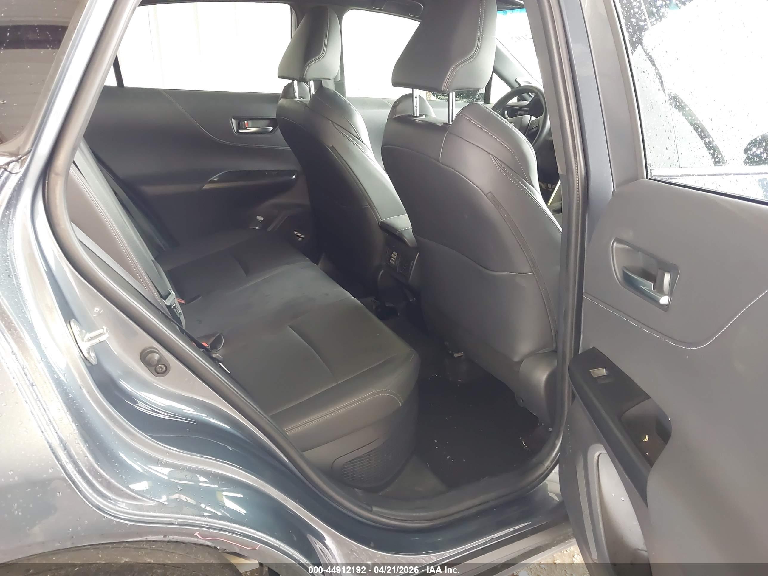 TOYOTA VENZA image 8