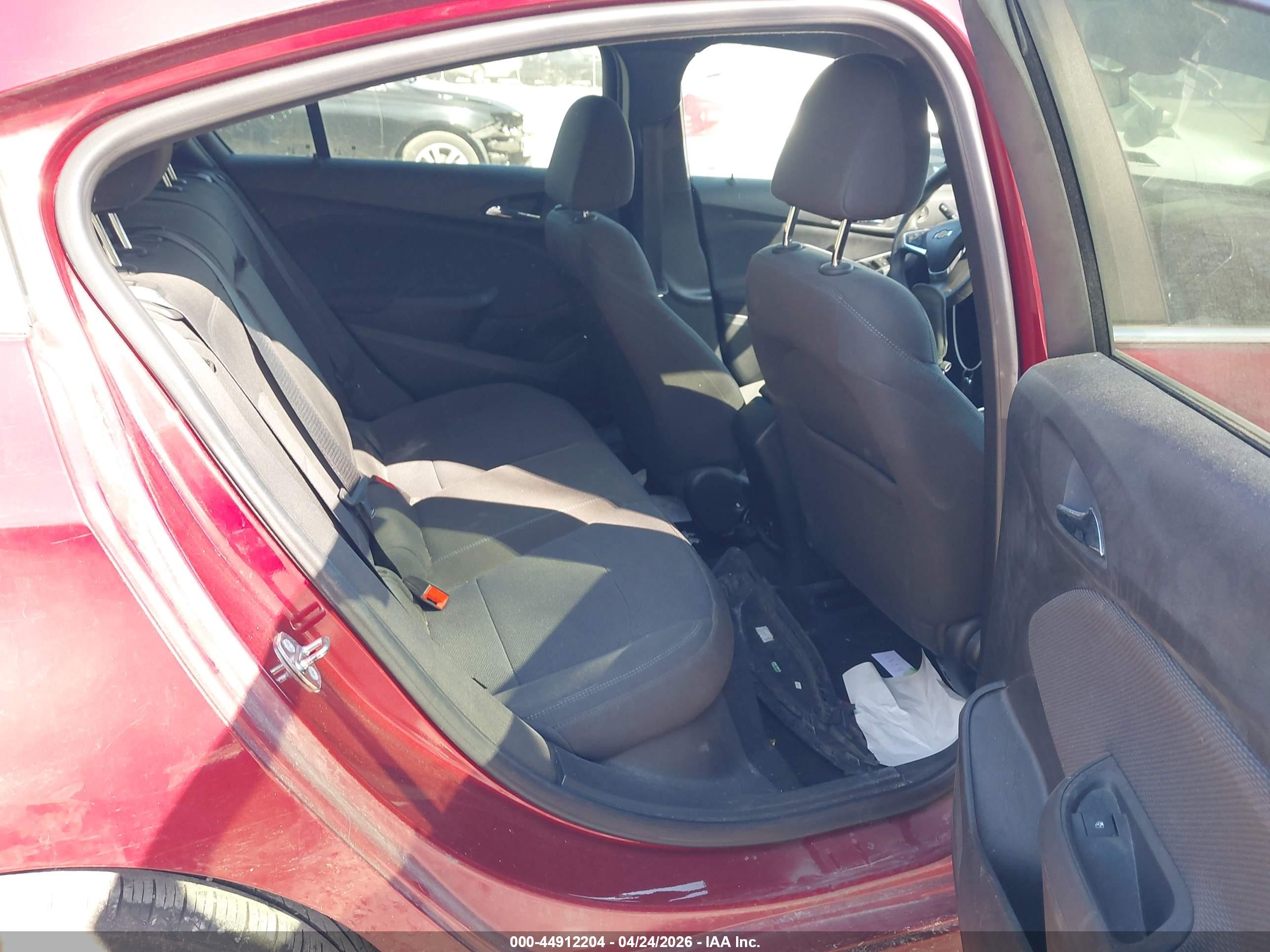 CHEVROLET CRUZE image 8