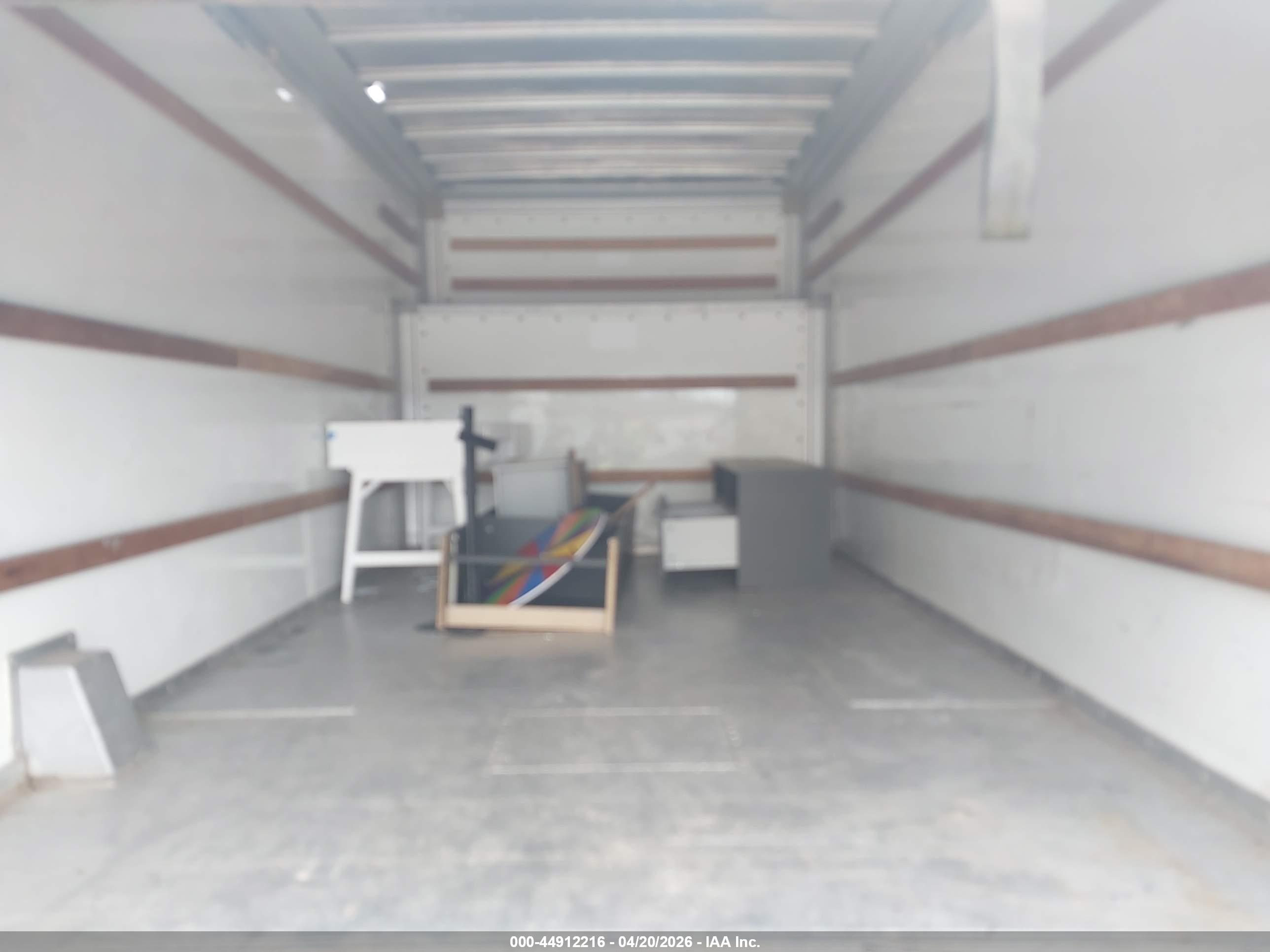 FORD E-450 image 7