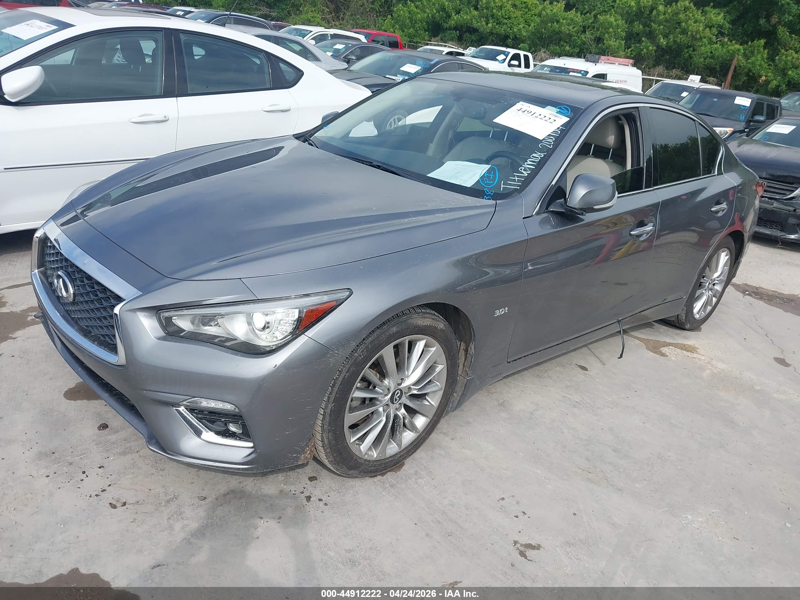 INFINITI Q50 image 2