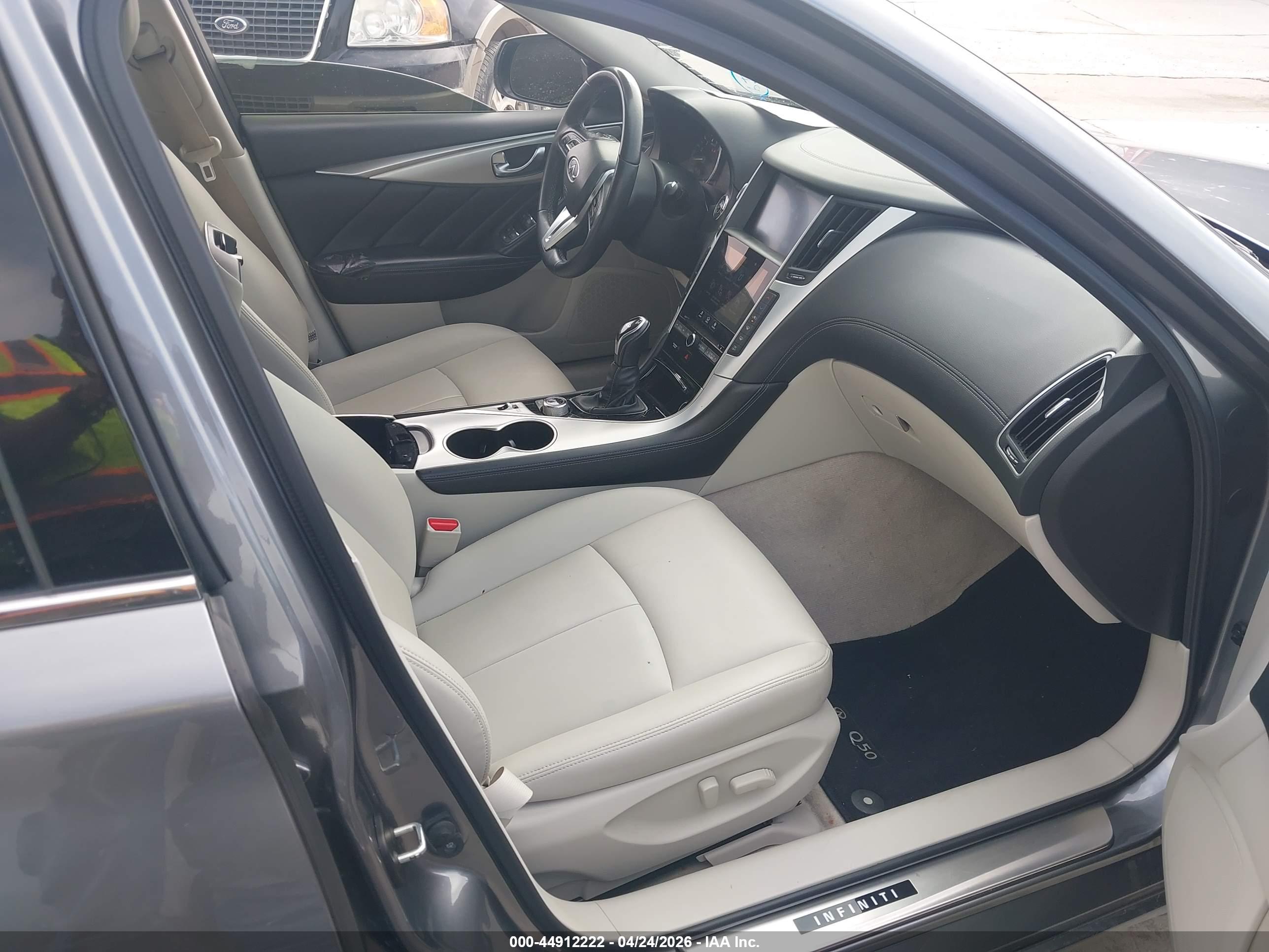 INFINITI Q50 image 5