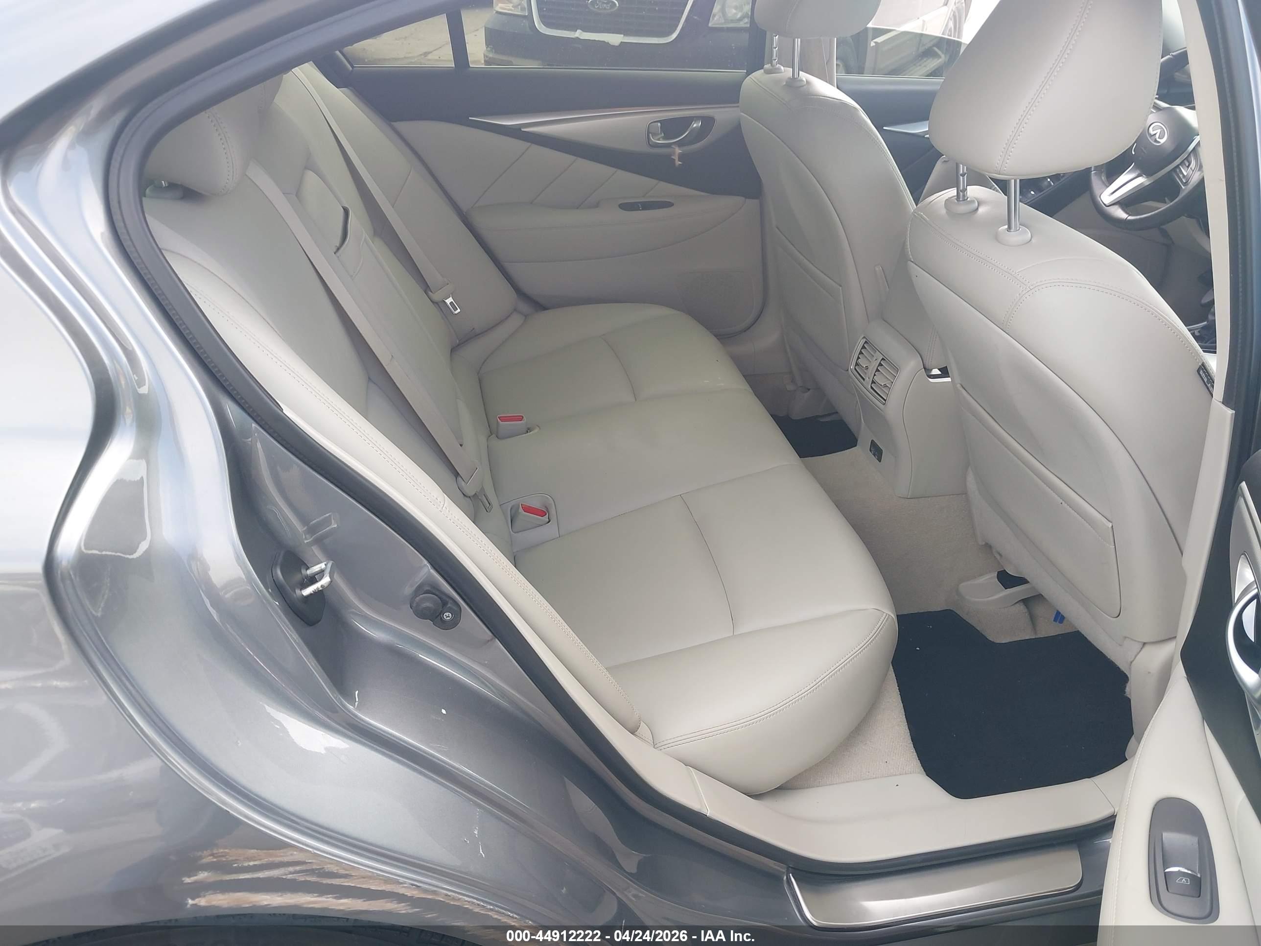 INFINITI Q50 image 8