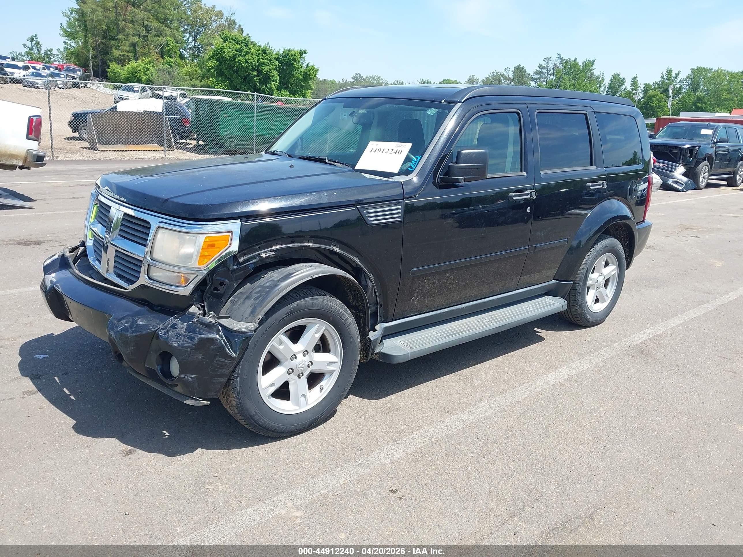 DODGE NITRO image 2