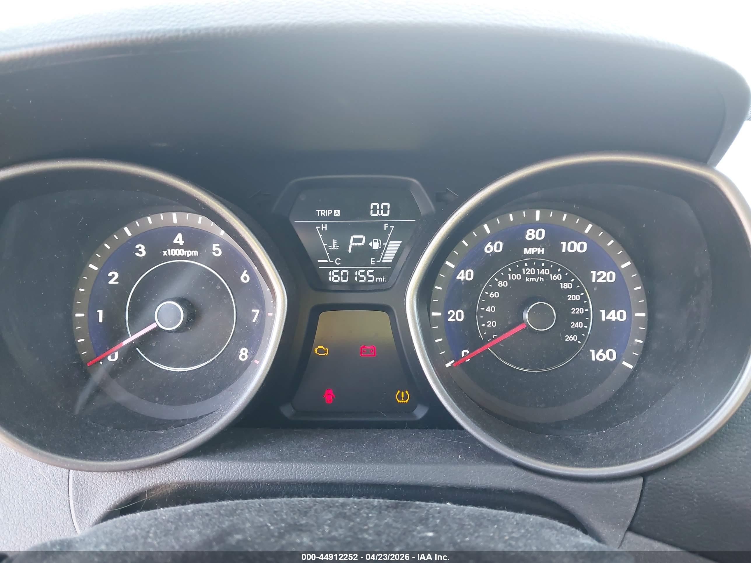 HYUNDAI ELANTRA image 7