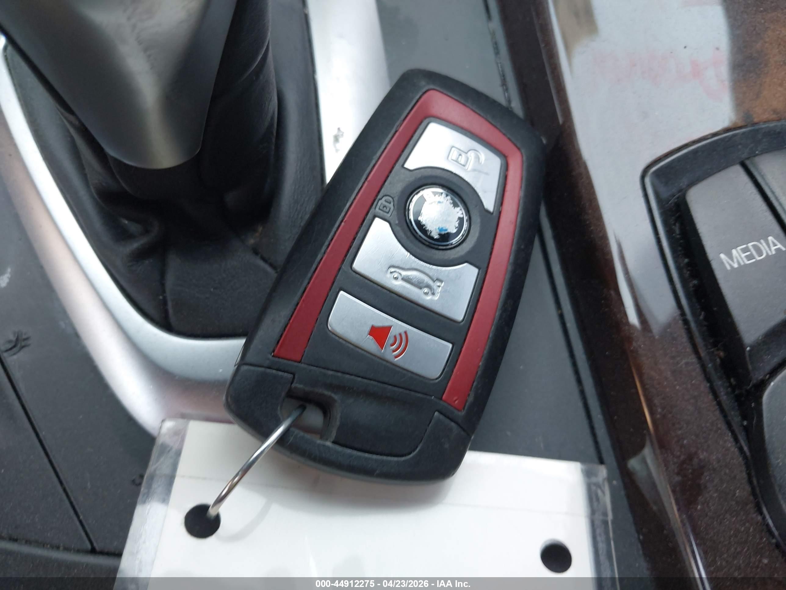 BMW 330I image 11