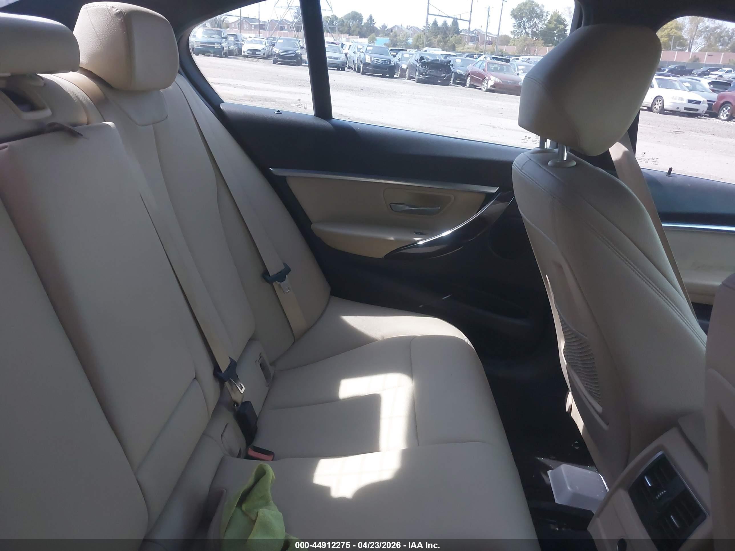BMW 330I image 8