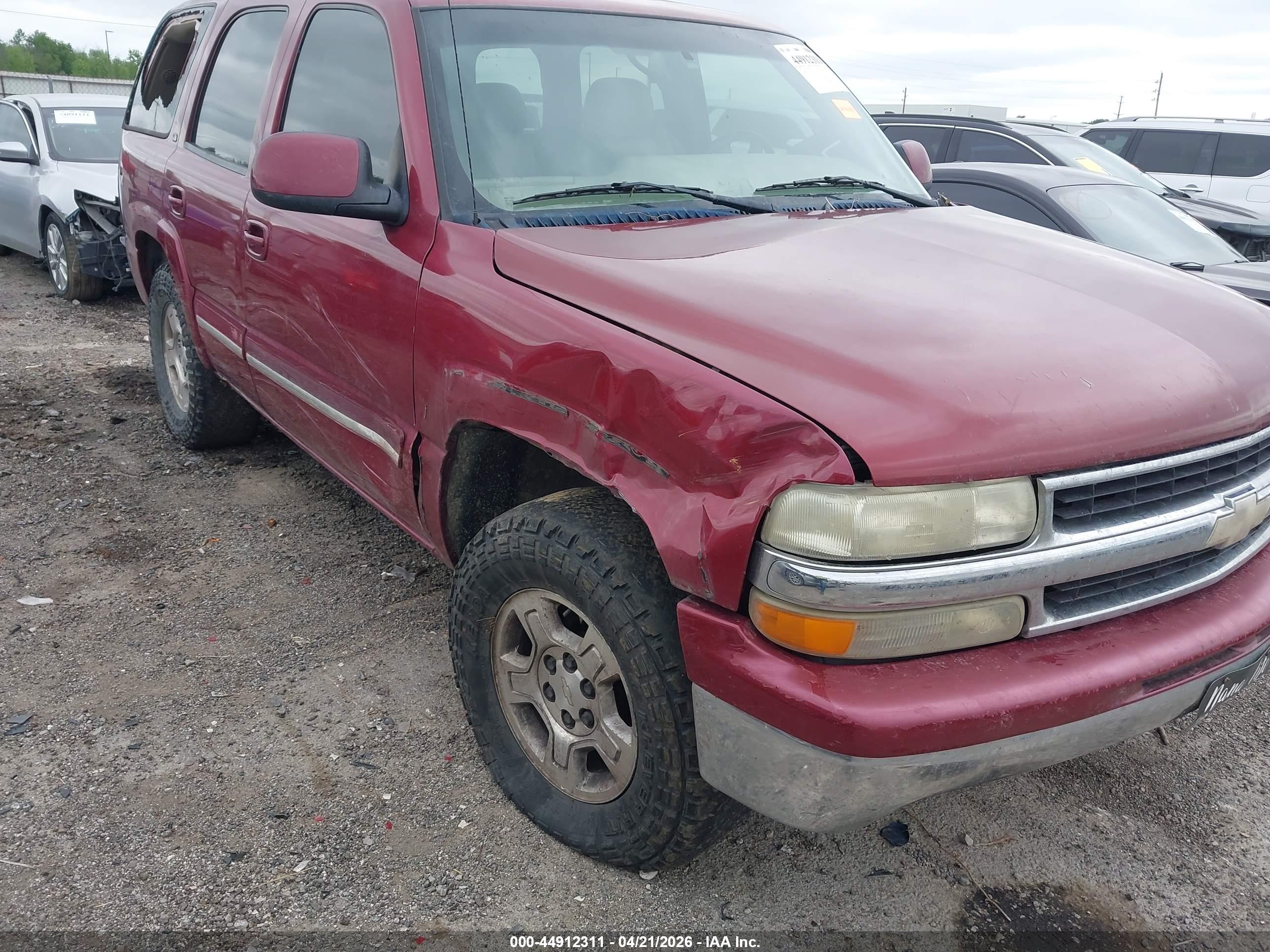 CHEVROLET TAHOE image 6