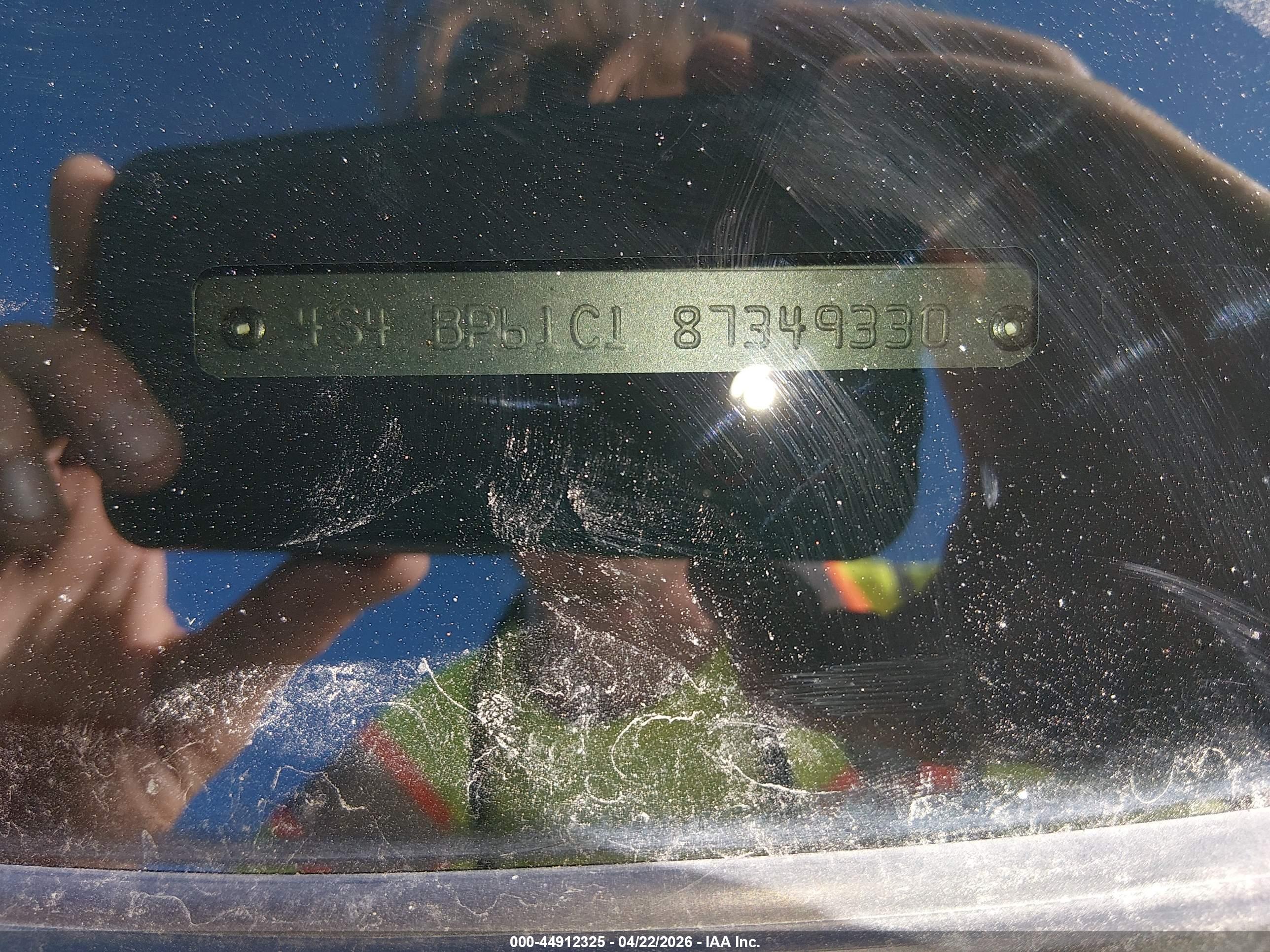 SUBARU OUTBACK image 9