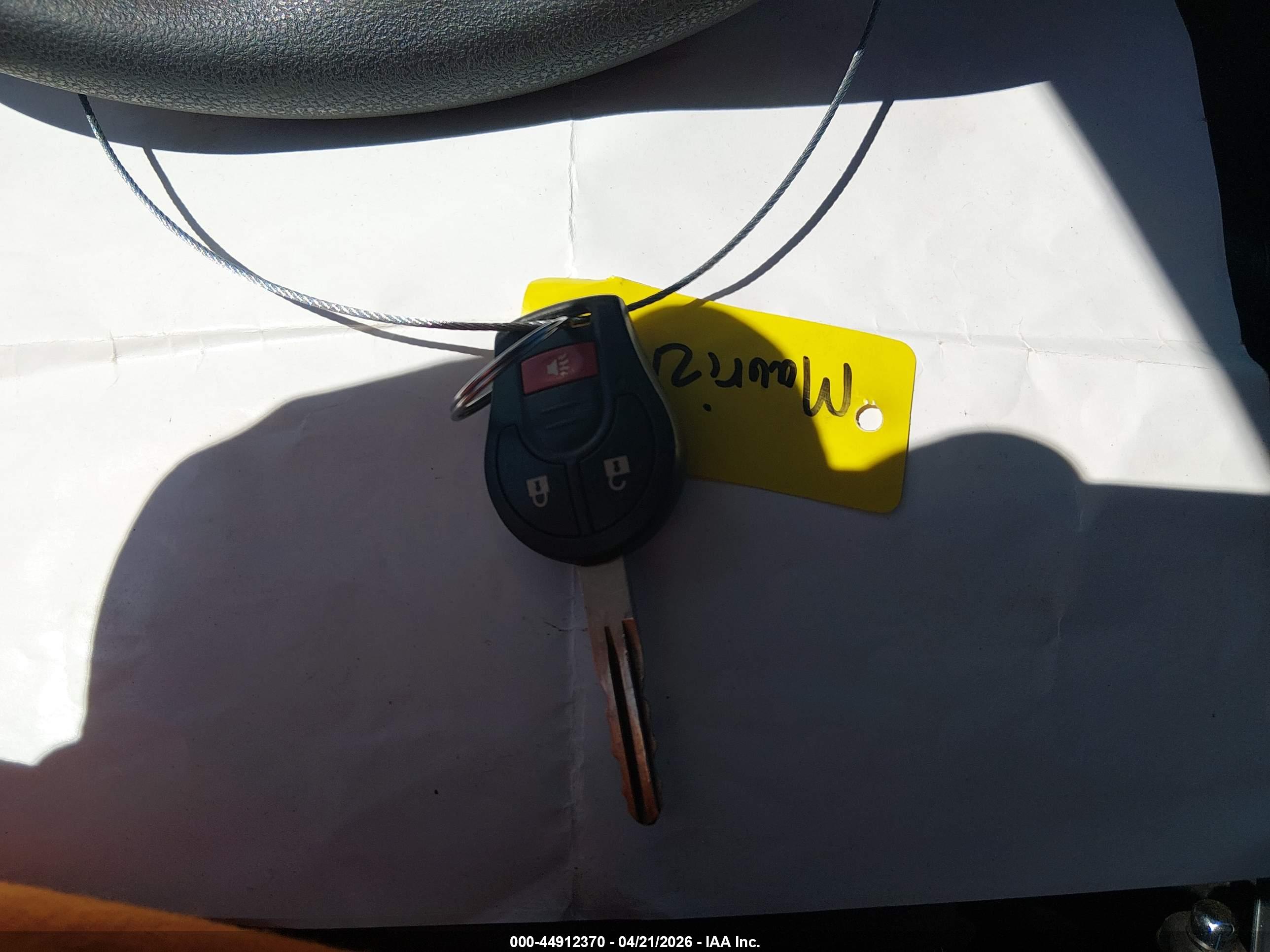 NISSAN VERSA image 11