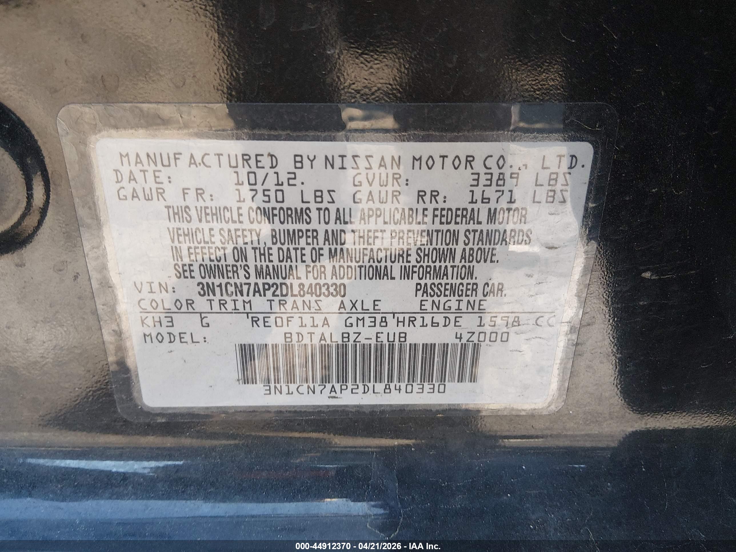 NISSAN VERSA image 9